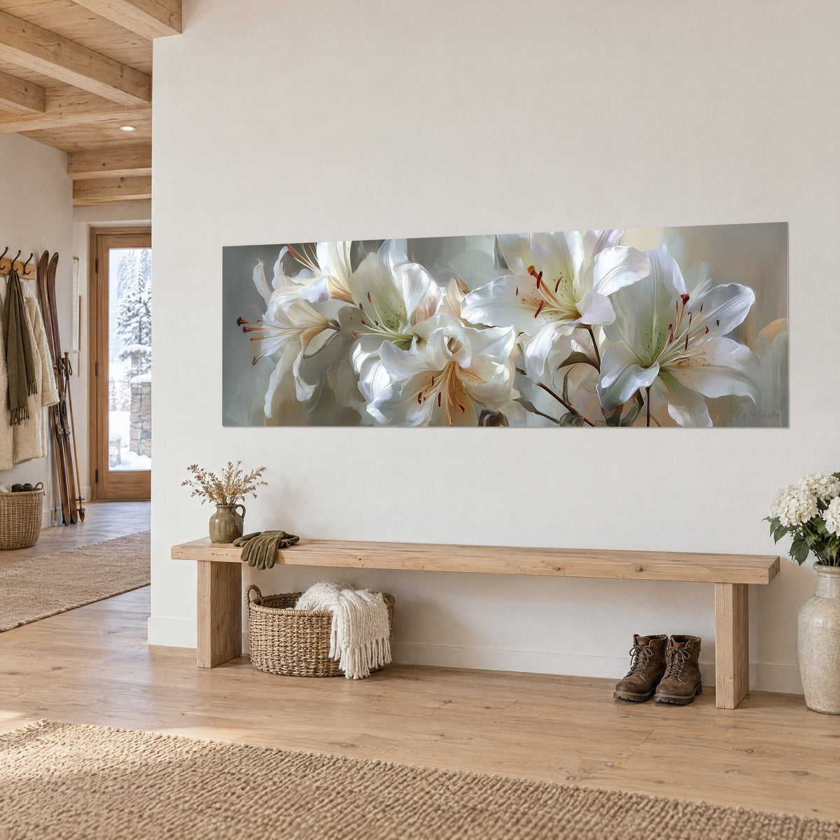 Tableau fleurs de lys nacrées aux étamines rouges et touches beige doré, sur un mur blanc au-dessus d'un banc en bois