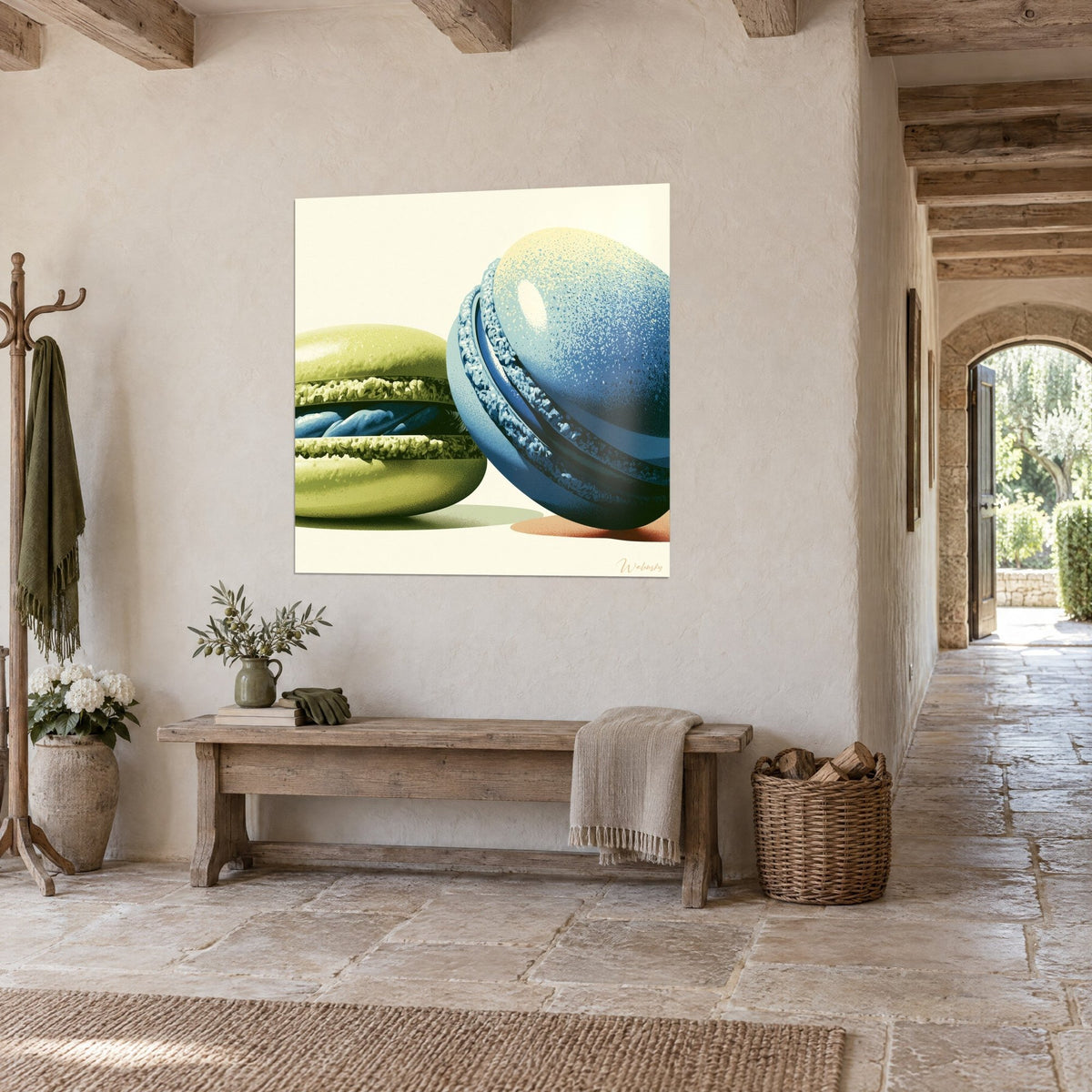 Tableau duo de pâtisseries vert anis et bleu cobalt, coques piquetées et reflet blanc, mur de pierre d'une maison de campagne