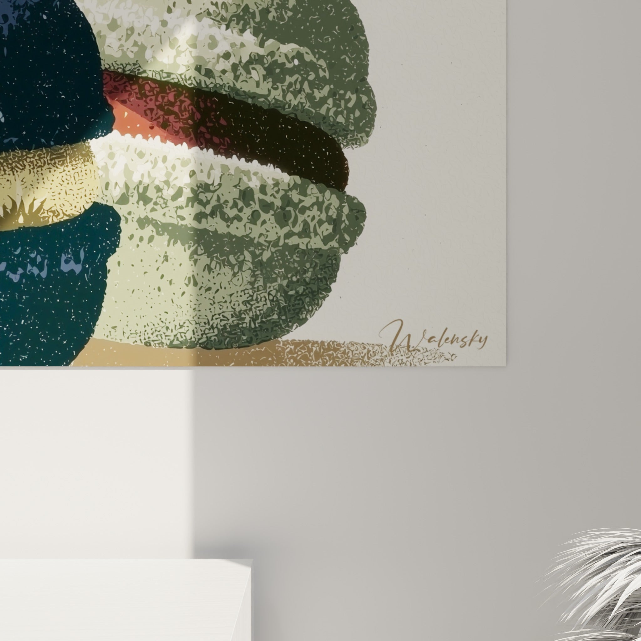 Grain texturé du macaron bleu marine et bordeaux, coulures dorées et reflets brillants