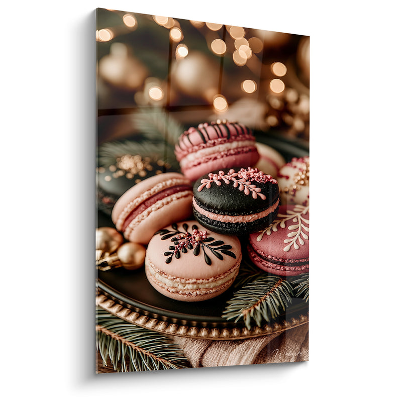 Tableau Macaron rose et noir aux motifs de sapin peints - Boules dorées et branches givrées - Edition Macaron