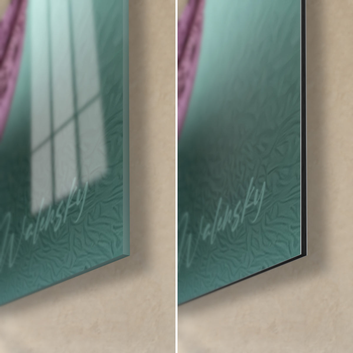 Tableau tour de macarons pastel, coin bas droit : verre acrylique brillant reflétant la fenêtre, Dibond vert d'eau mat
