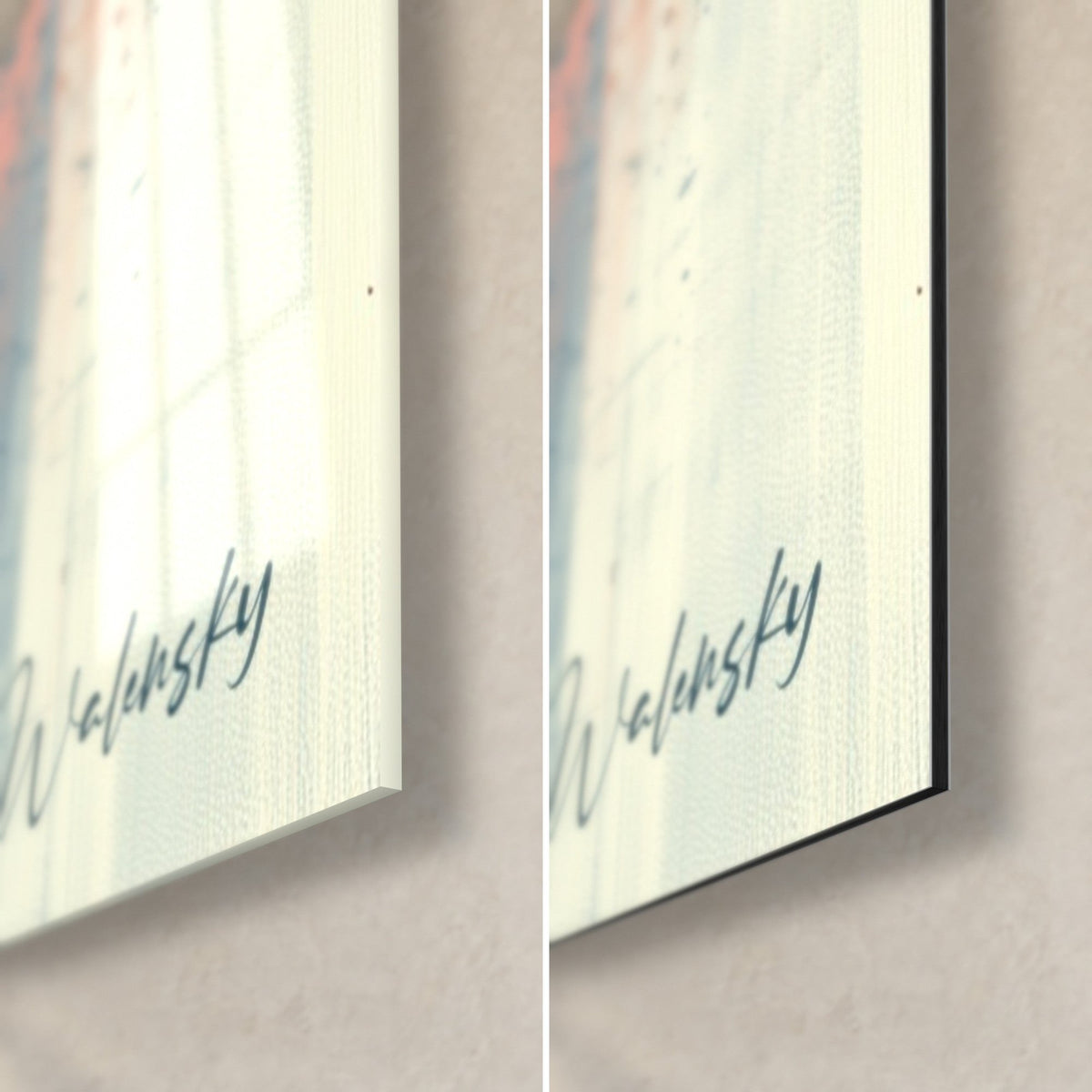 Wall art with a Fatma hand in pink and coral, bottom right corner, glossy glass on the left, matt black Dibond on the right, Walensky signature