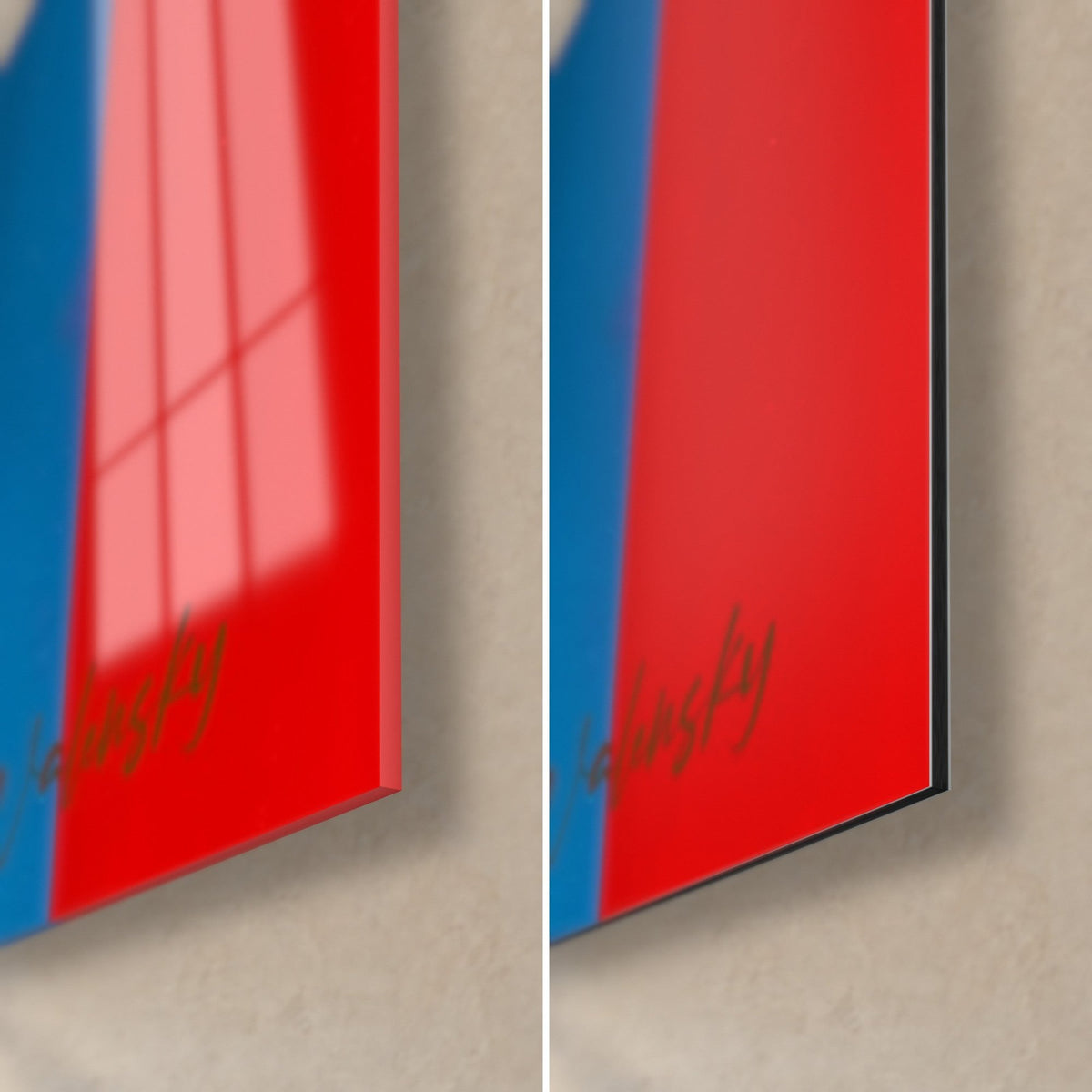 Tableau amulette à l'œil bleu ciel, coin bas droit : verre acrylique brillant aux reflets et alu Dibond mat rouge, tranche de 3 mm