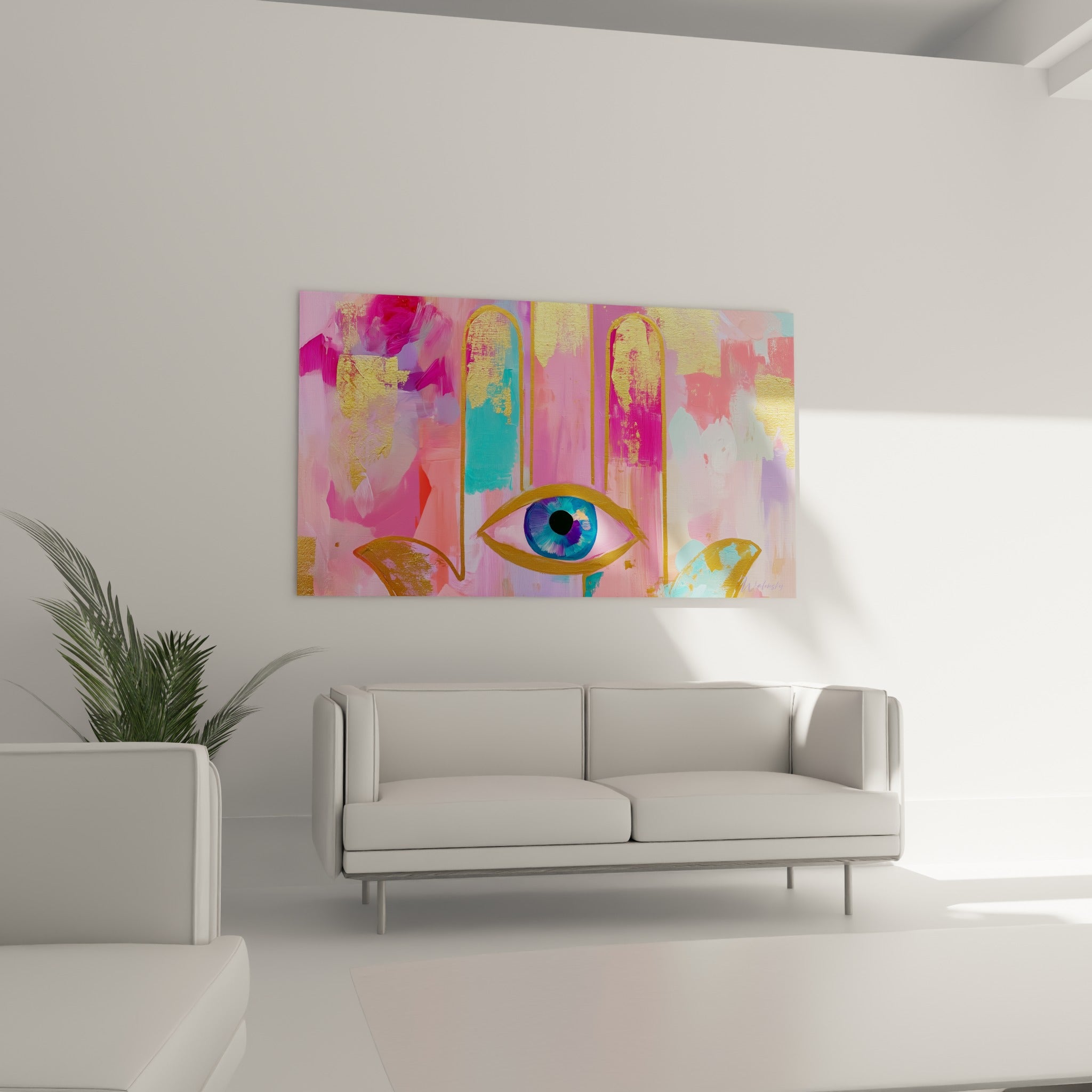 Silhouette dorée d'une main ouverte sur fond turquoise et fuchsia, au-dessus d'un canapé dans un salon lumineux