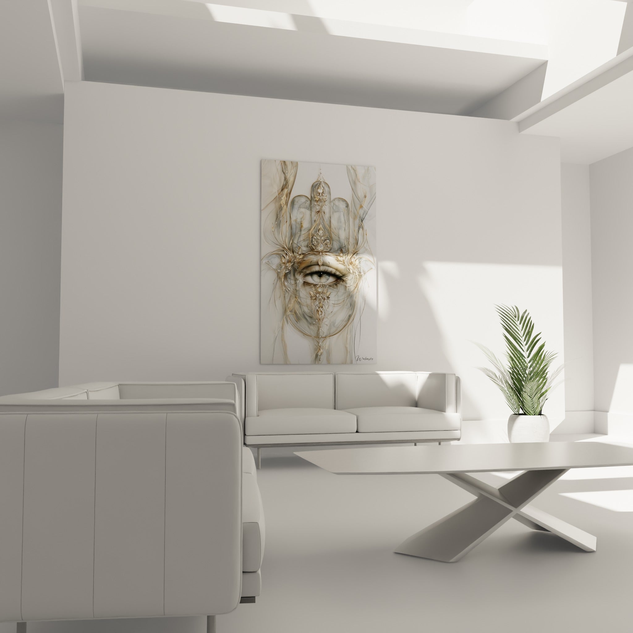 Motif oriental gris et doré à l'œil hypnotique, suspendu au-dessus d'un canapé dans un salon lumineux