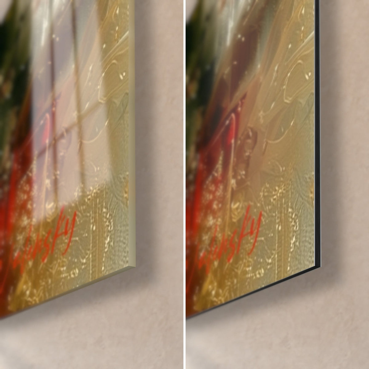 Tableau amulette dorée aux gemmes rouges, coin bas droit : verre acrylique brillant à gauche, alu Dibond noir mat, tranche 3 mm