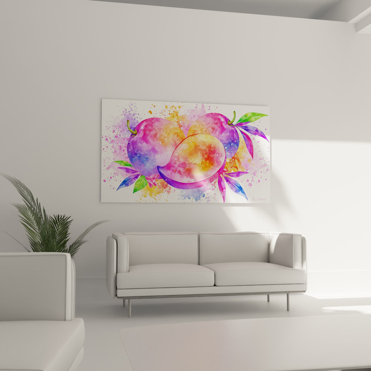 Fruits exotiques roses et bleu pastel peints à l'aquarelle, au-dessus d'un canapé dans un salon lumineux
