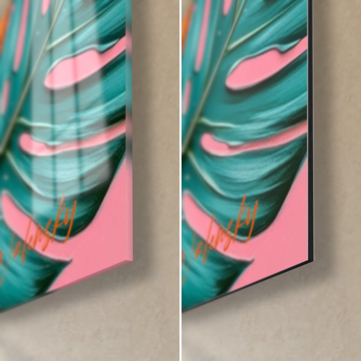 Wall art with a teal monstera leaf on a pink background, golden signature, 3 mm thickness, glossy glass and matte Dibond side by side