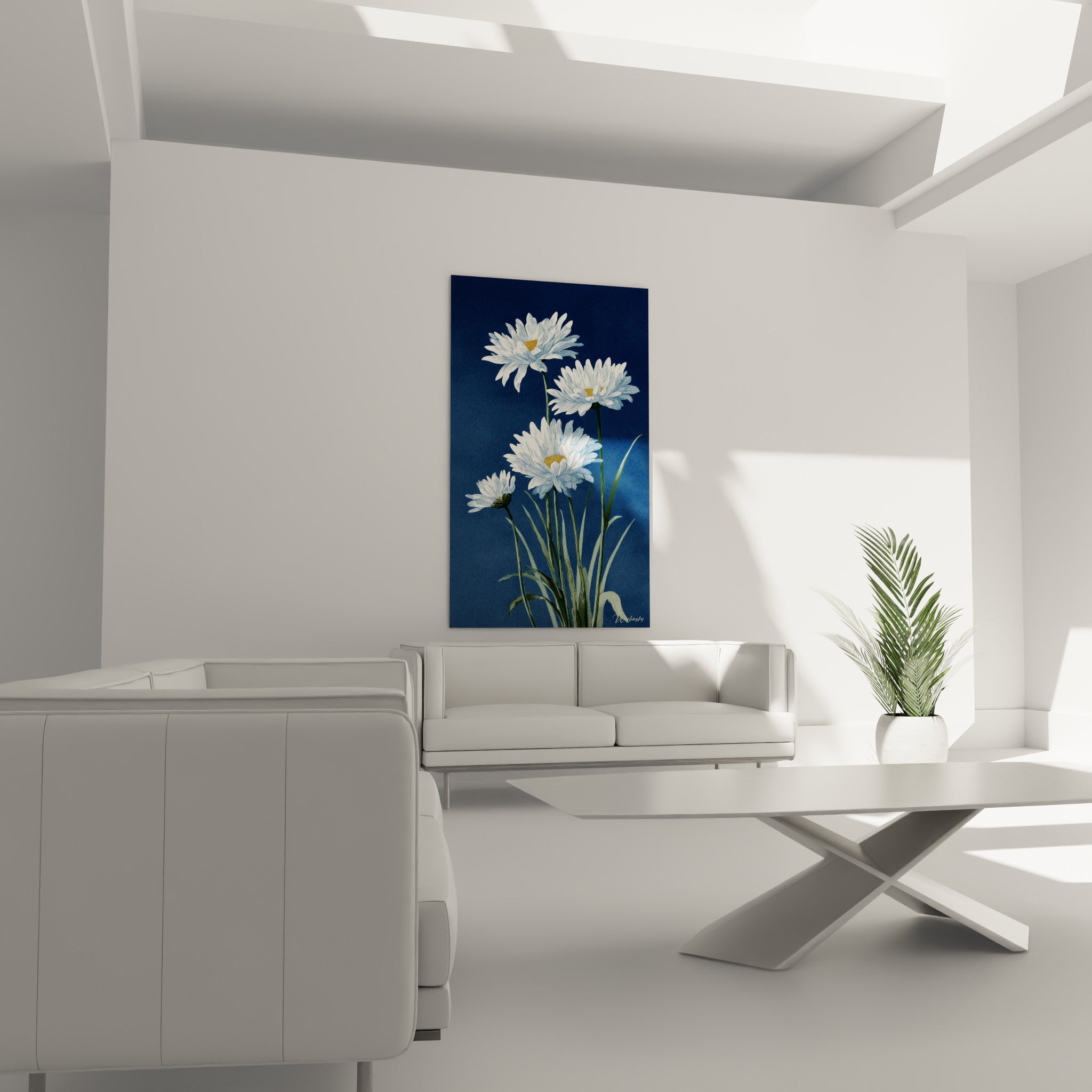 Fleurs de marguerite blanches et bleutées éclairées de doré, au-dessus d'un canapé dans un salon lumineux