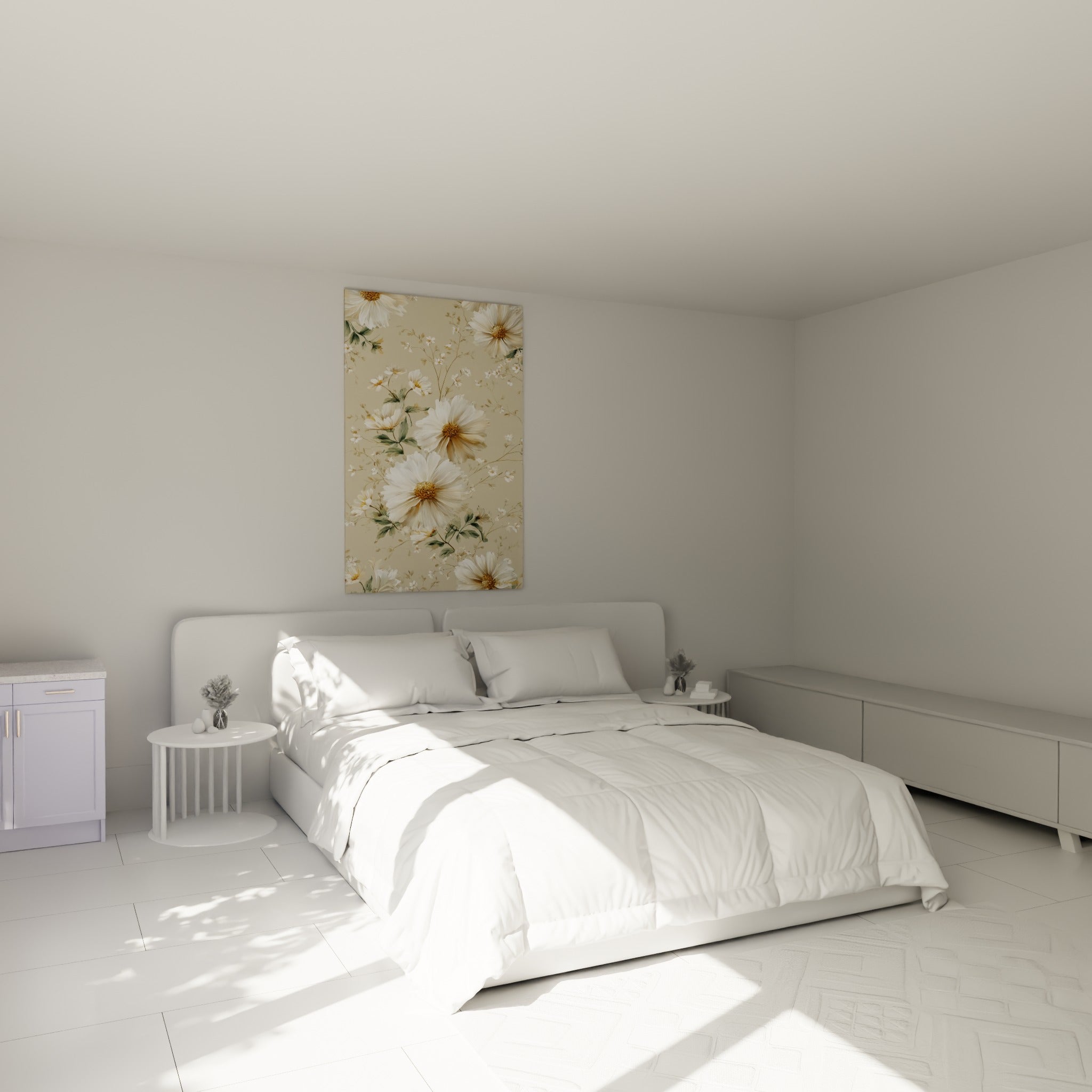 Bouquet de marguerites blanches et dorées, feuillage vert sauge, au-dessus d'un lit dans une chambre claire