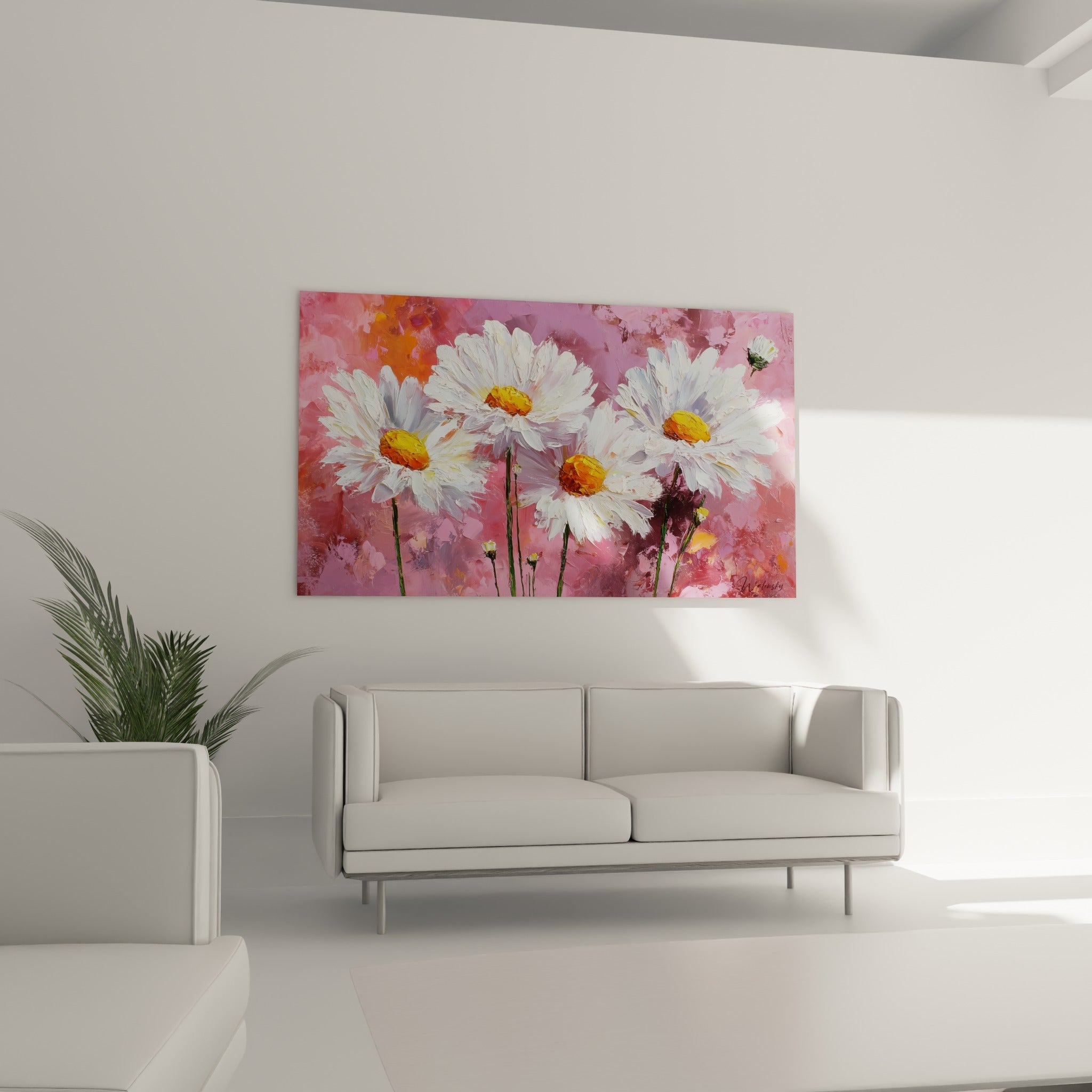 Bouquet de marguerites blanches sur fond rose vif au-dessus d'un canapé dans un salon lumineux