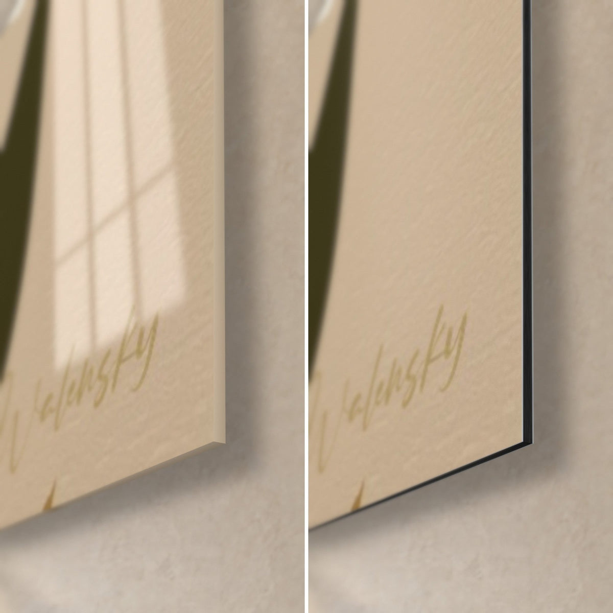 Tableau marguerites crème et feuille vert olive, coin bas droit : verre acrylique brillant à gauche, alu Dibond mat à droite