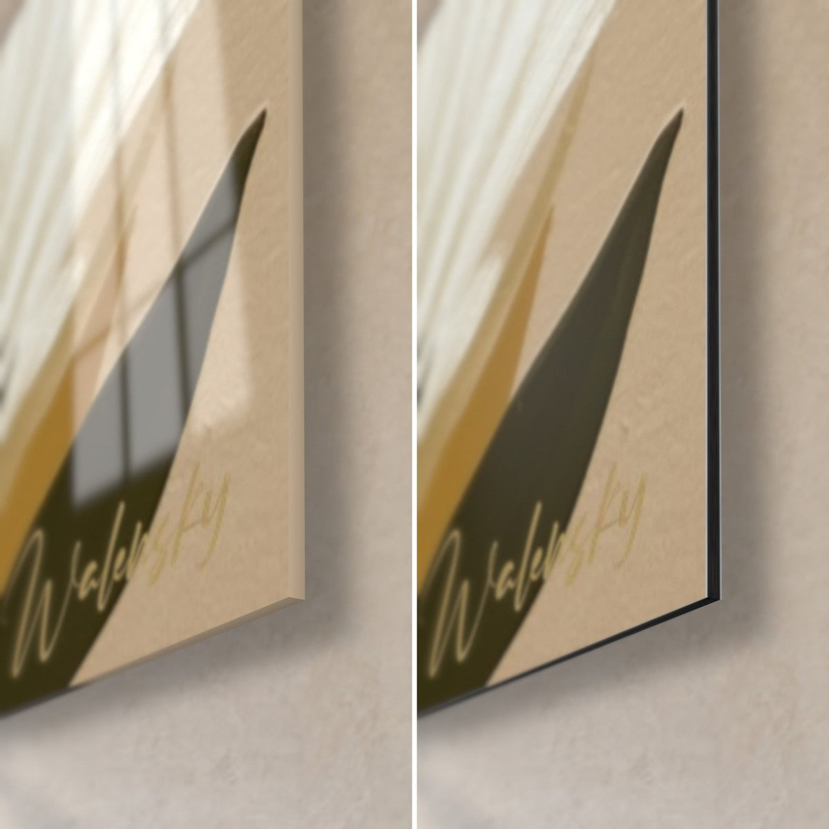 Schilderij witte geschilderde bloemen, rechtsonder: glanzend acrylglas links, mat Dibond aluminium rechts, donkerolijfgroen blad