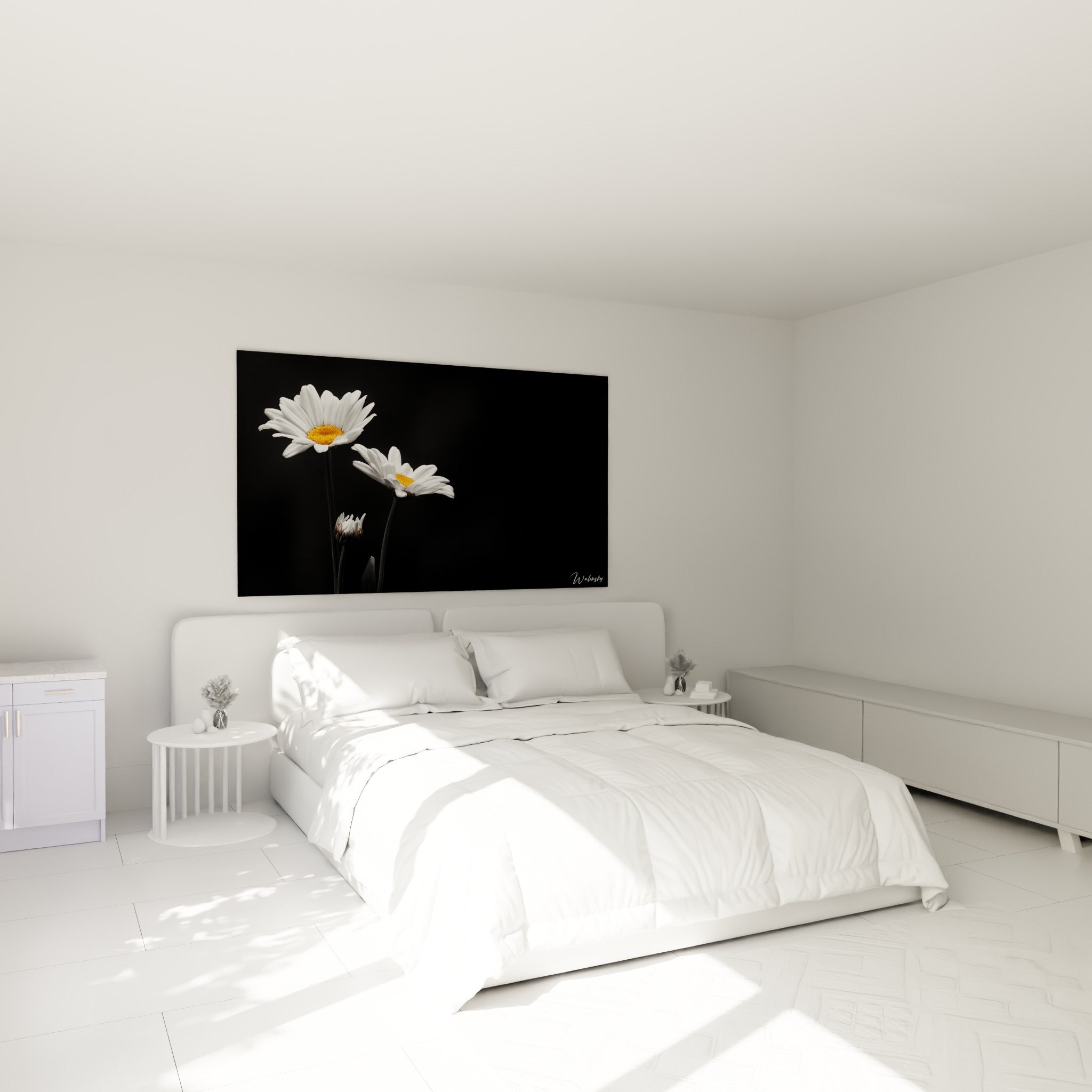 Deux marguerites blanches et dorées apaisantes au-dessus d'un lit dans une chambre claire
