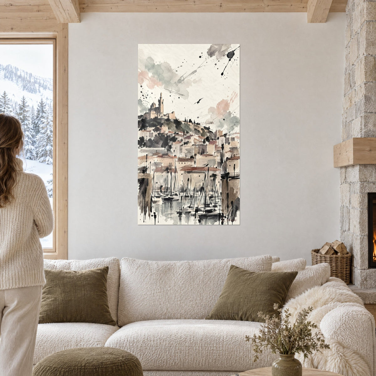 Schilderij basiliek op haar heuvel, aquarel in grijs en poederroze, boven een bank in een lichte woonkamer