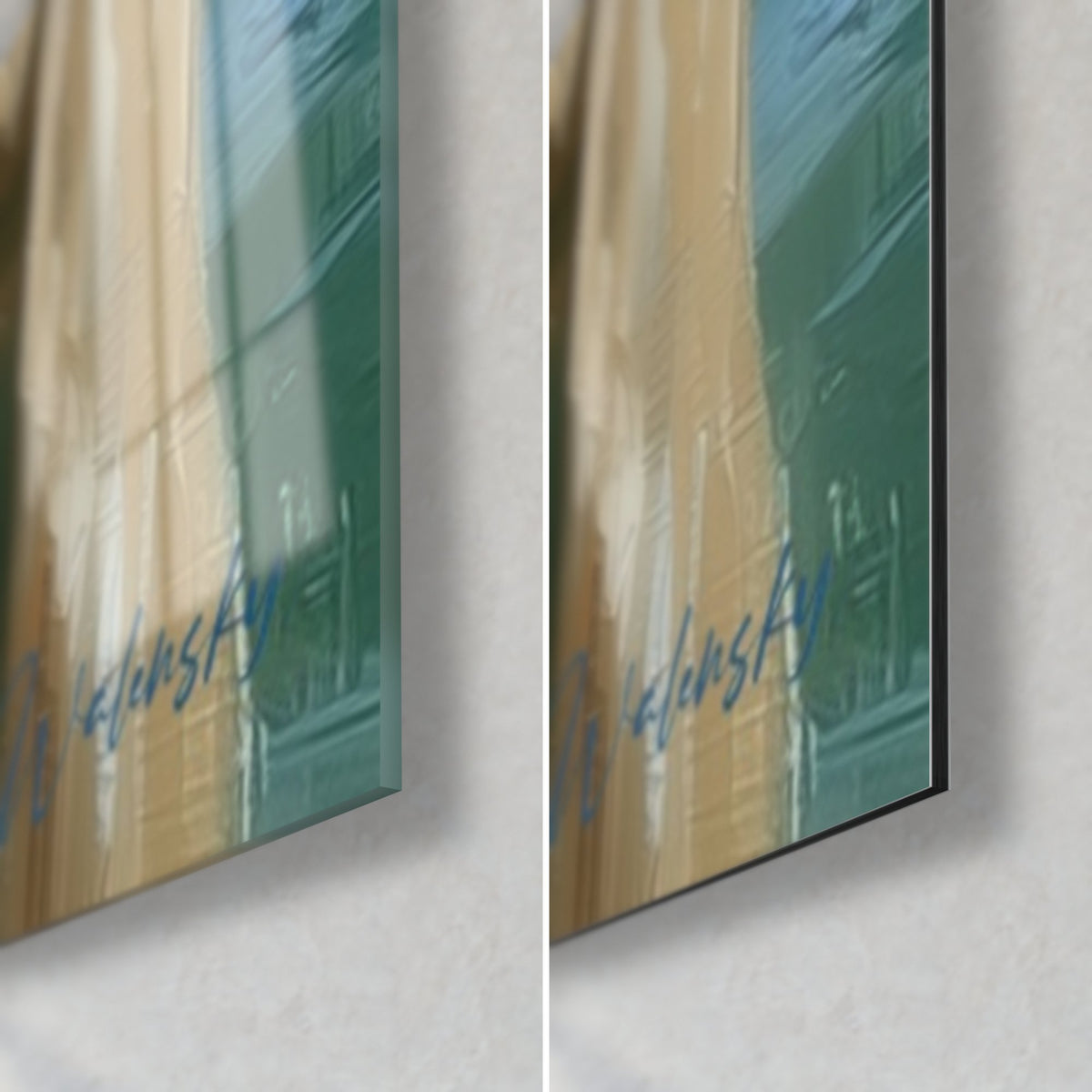 Quadro figura mascherata in abito dorato su canale blu, angolo in basso a destra in vetro lucido e alluminio Dibond opaco, spessore 3 mm