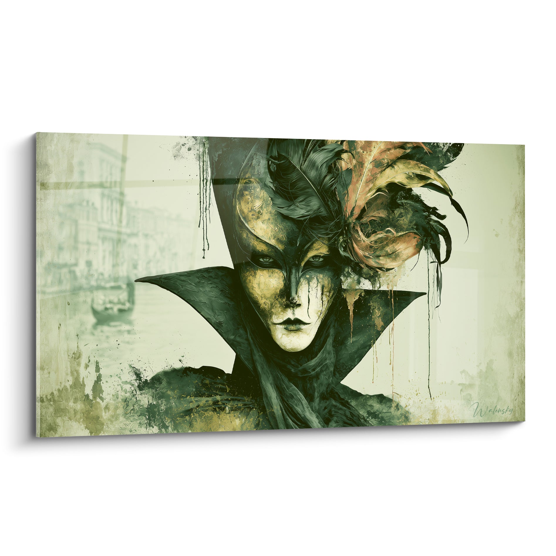 Masque de Venise vert sauge et doré, visage énigmatique orné de plumes anthracite et terracotta