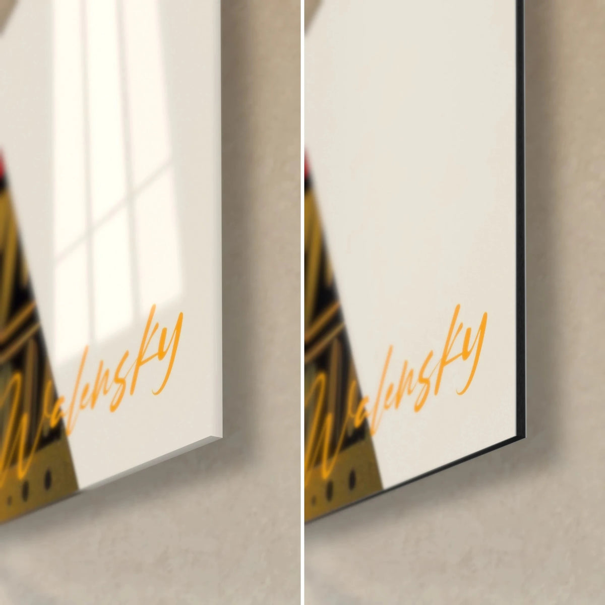Quadro maschera tribale in nero e oro, angolo in basso a destra: motivi geometrici ocra e rossi, riflessi del vetro lucido, Dibond opaco