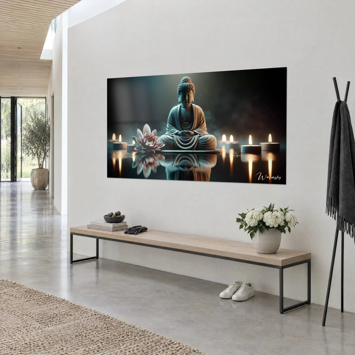 Quadro statua in meditazione con riflesso a specchio, loto rosa pallido e fiamme dorate su sfondo blu notte, muro bianco di una casa