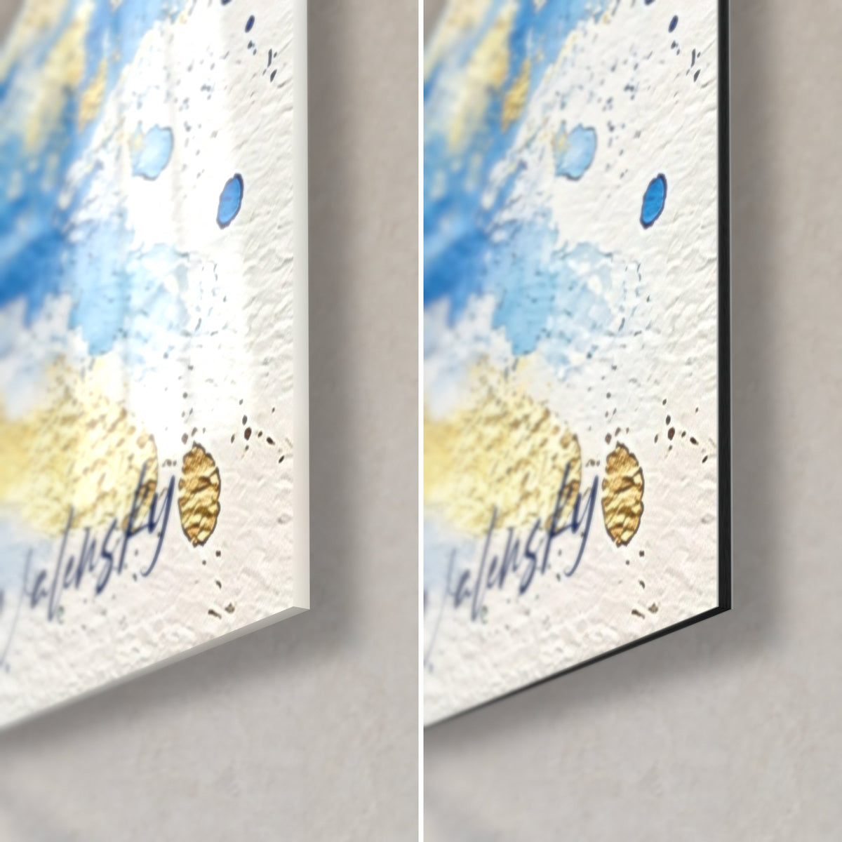 Tableau falaise bleue et dorée, coin bas droit : verre acrylique brillant à gauche, alu Dibond mat à droite, tranche noire de 3 mm