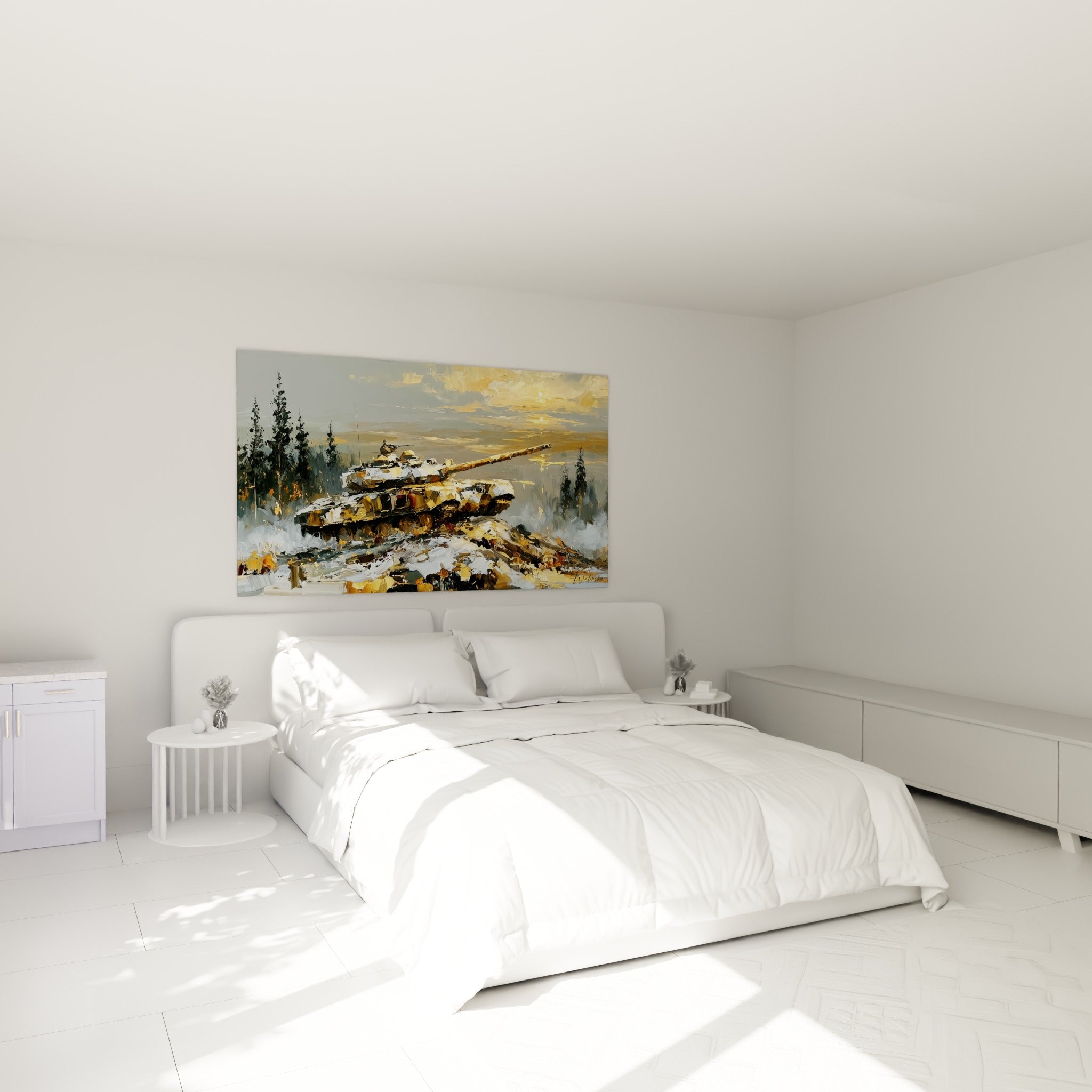 Blindé doré aux reflets fauves sur fond gris, accroché au-dessus d'un lit dans une chambre claire