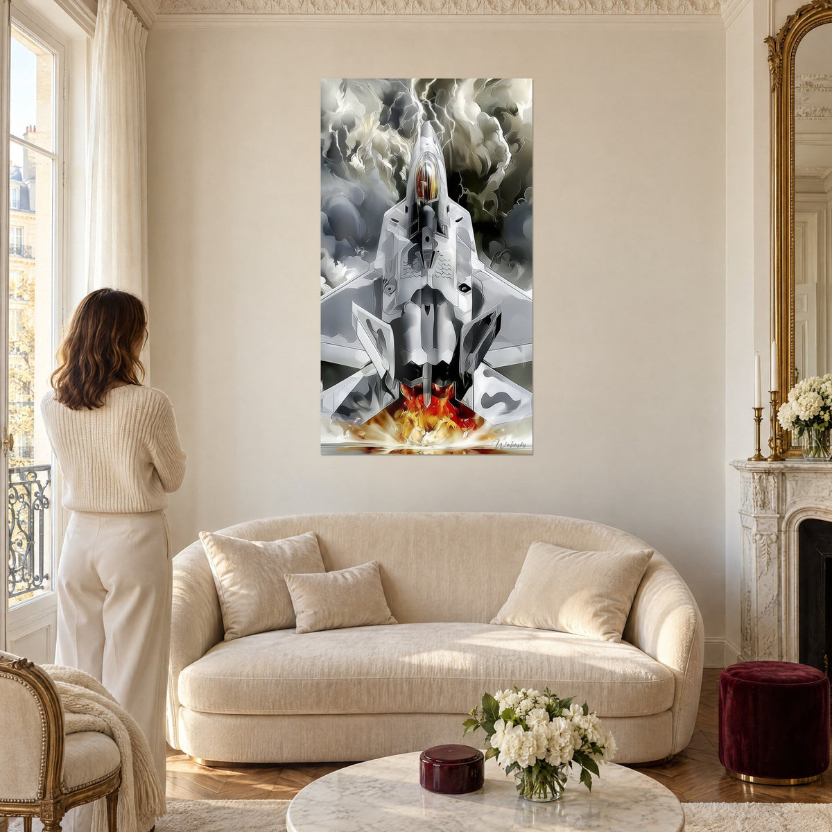 Tableau chasseur furtif gris perle face à l'éclair, flammes orange au sol, femme de dos au-dessus d'un canapé dans un salon lumineux