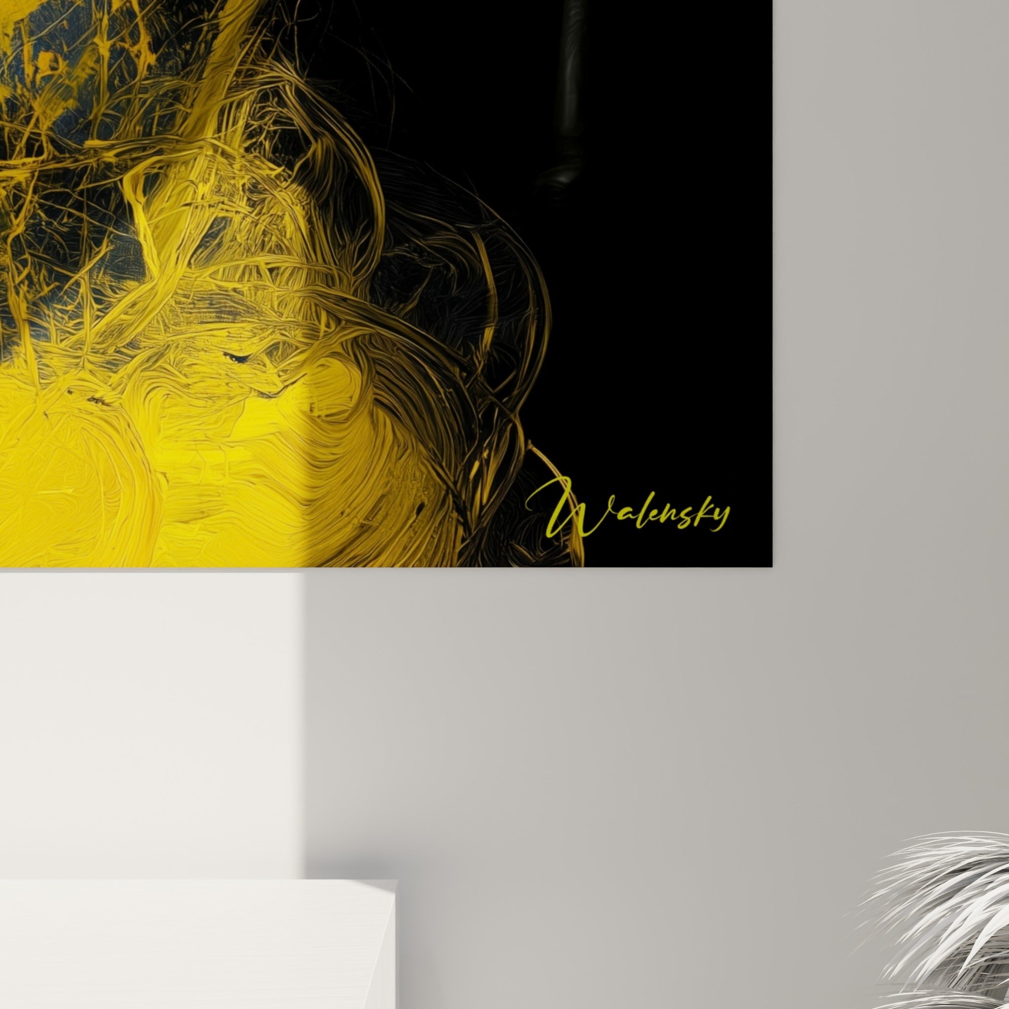 Empâtements jaune et gris se mêlant en coulures épaisses sur ce portrait militaire accroché au mur