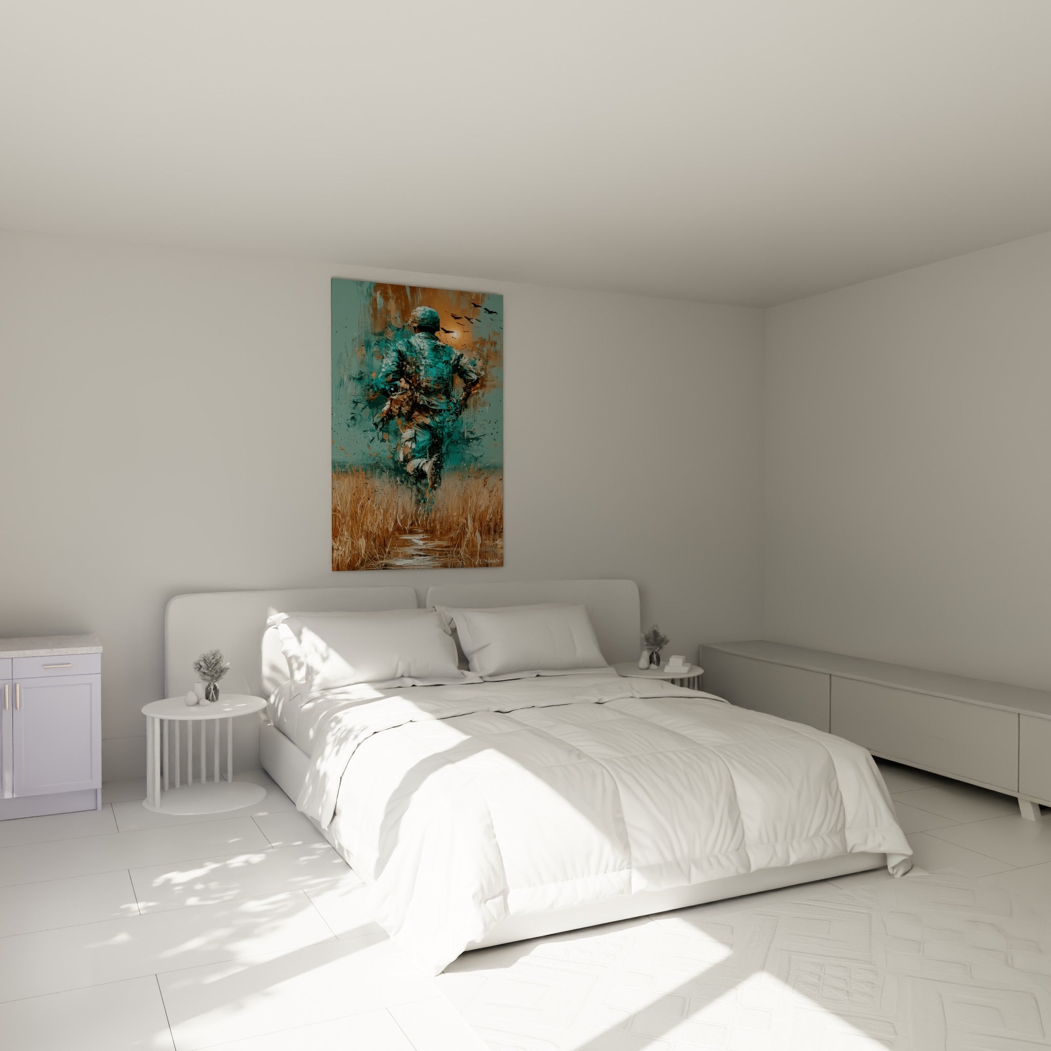 Silhouette militaire turquoise et bronze en marche, au-dessus d'un lit dans une chambre claire