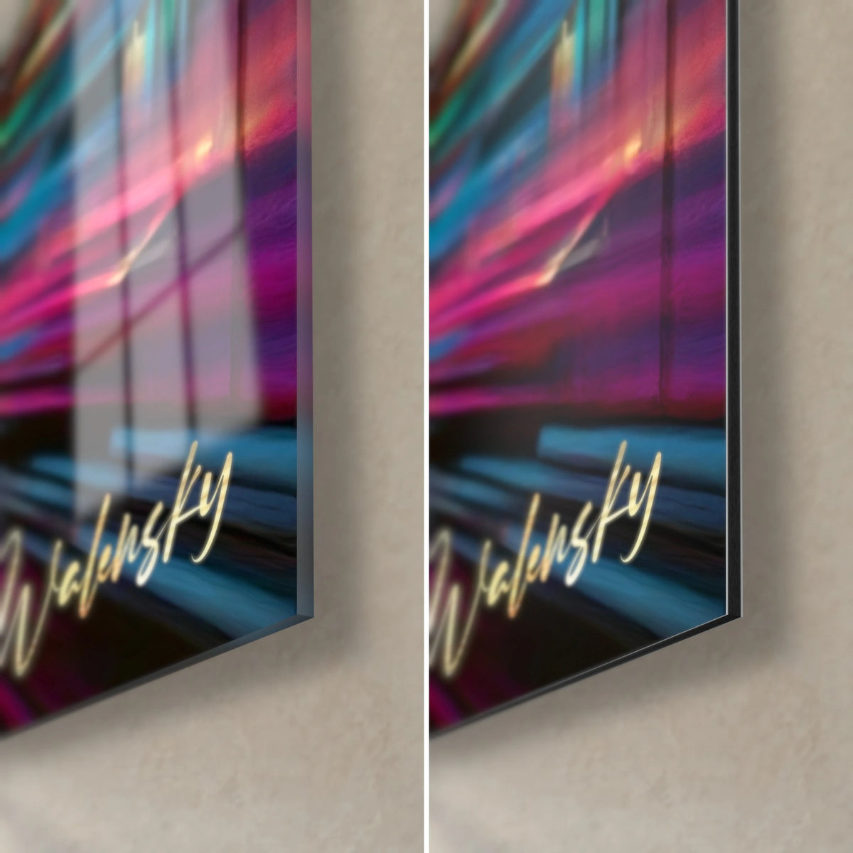 Schilderij van een gepixelde metropool, rechteronderhoek: glanzend glas met magenta reflecties links, mat zwart Dibond en rand rechts