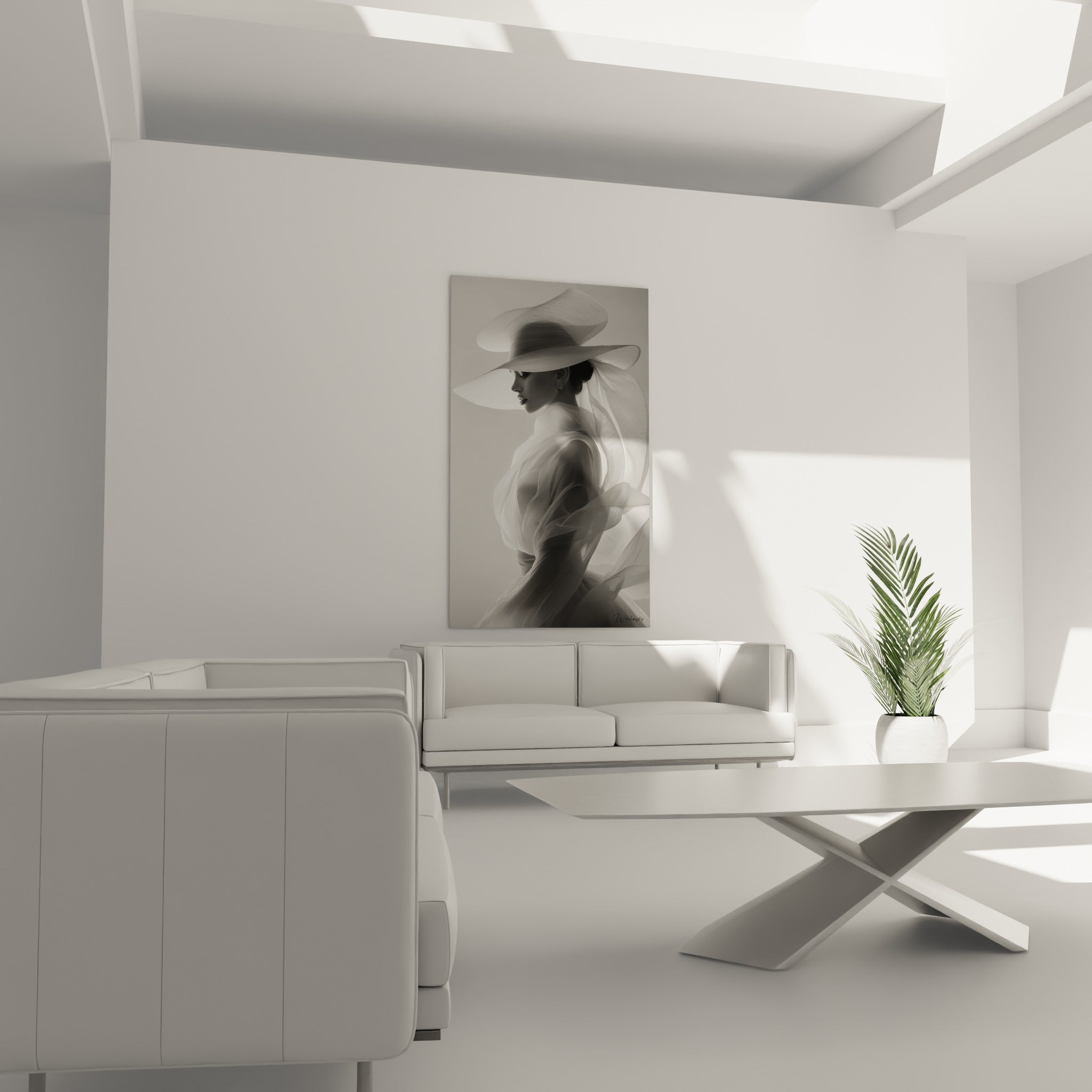 Portrait voilé en camaïeu gris et blanc nacré, accroché au-dessus d'un canapé dans un salon lumineux