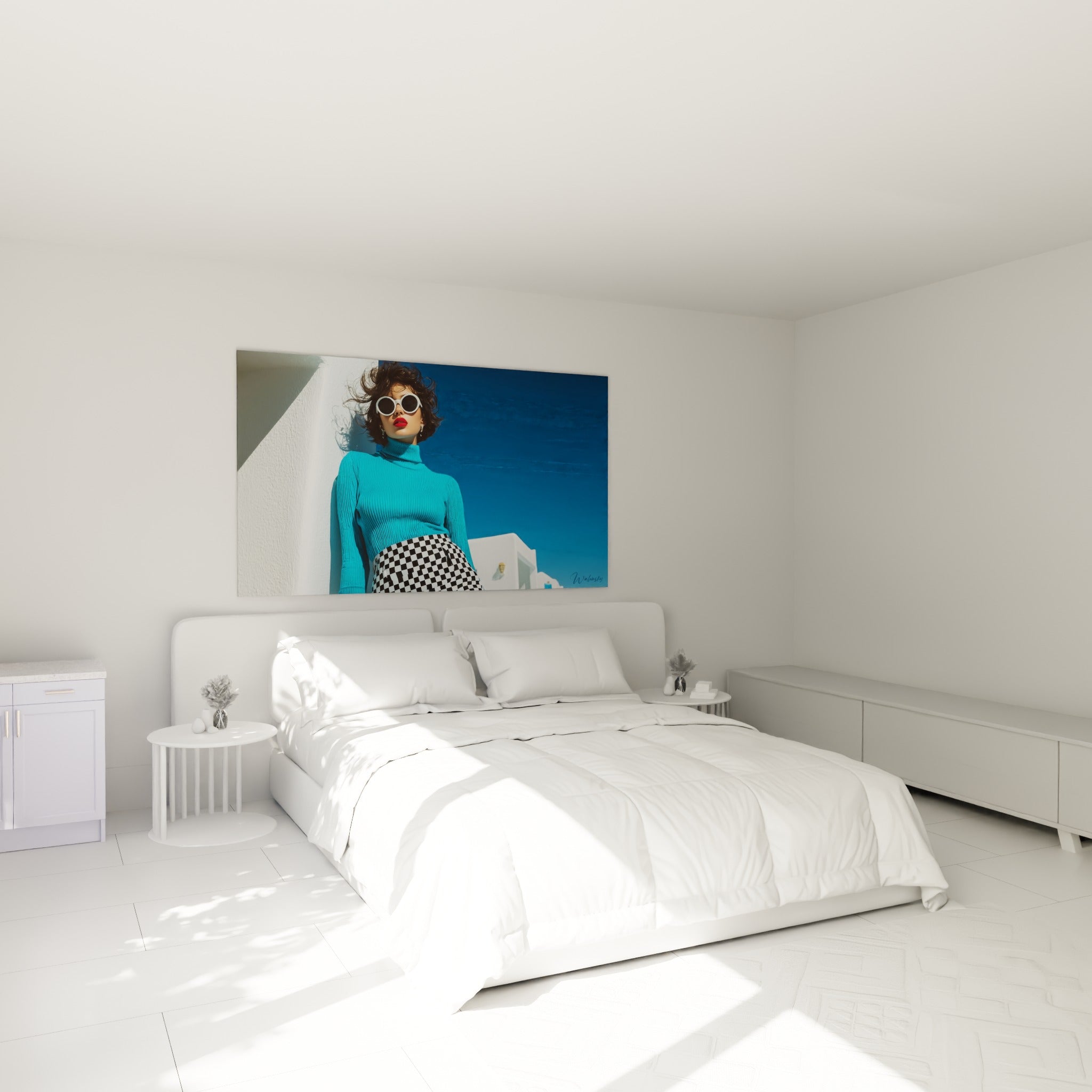 Silhouette au pull turquoise et lunettes rondes, tableau Mode vintage au-dessus d'un lit dans une chambre claire