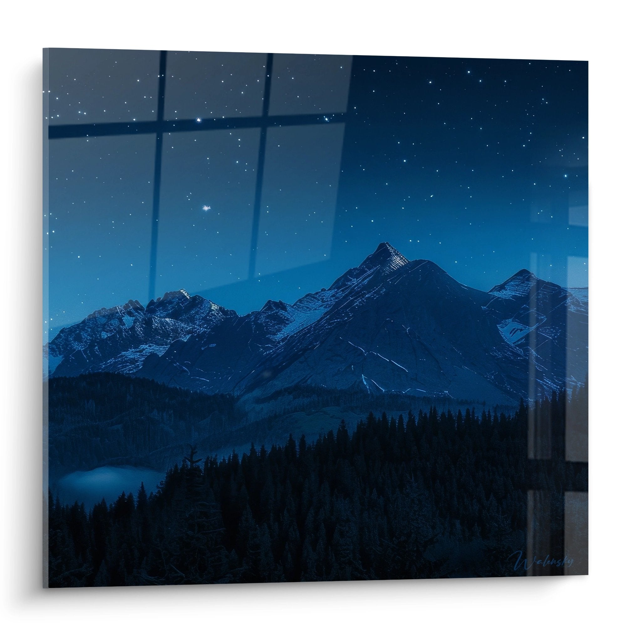 Tableau mural montagne enneigée sous ciel étoilé nocturne avec forêt de conifères, décoration alpine