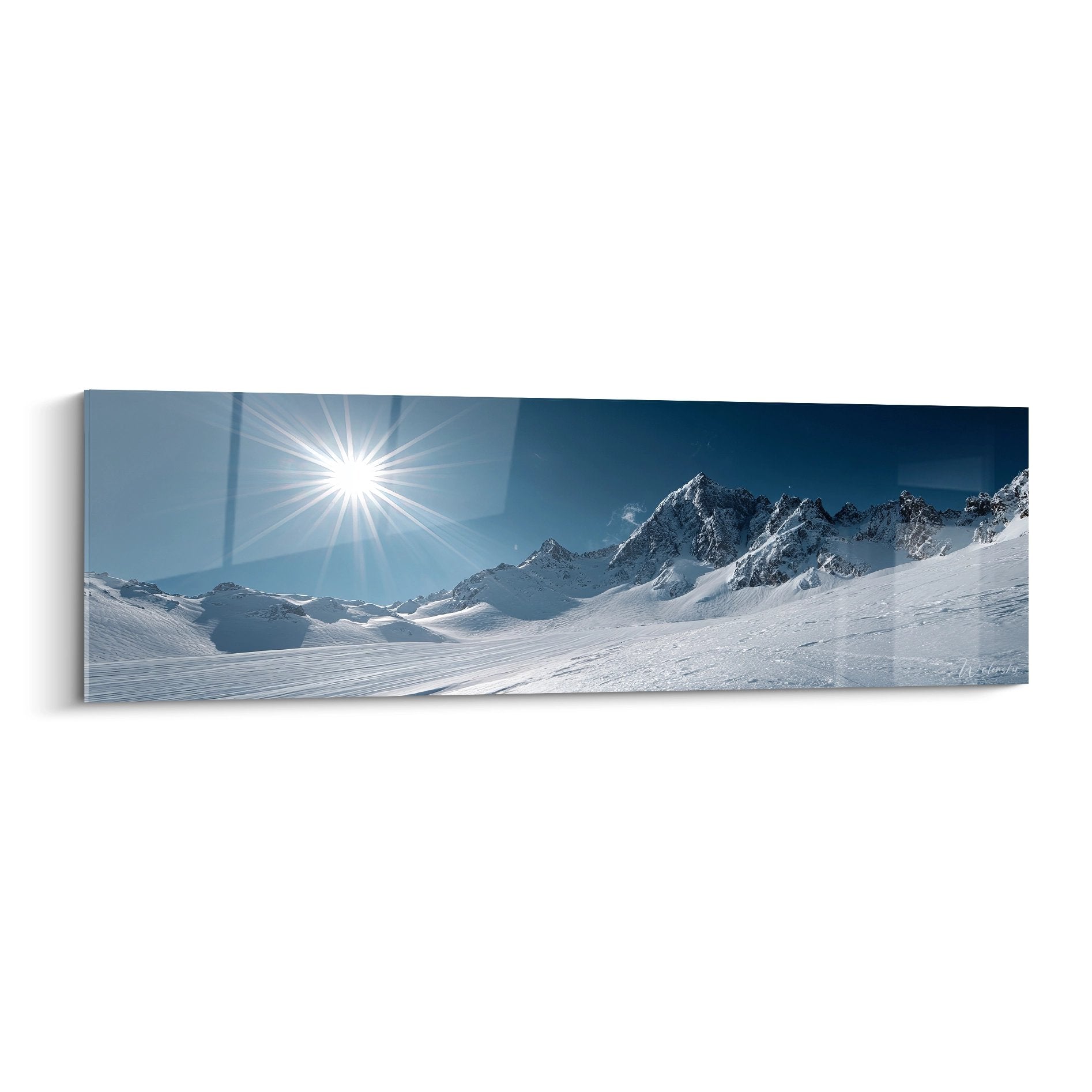 Tableau montagne enneigée avec soleil éclatant sur sommets alpins - décoration murale hiver