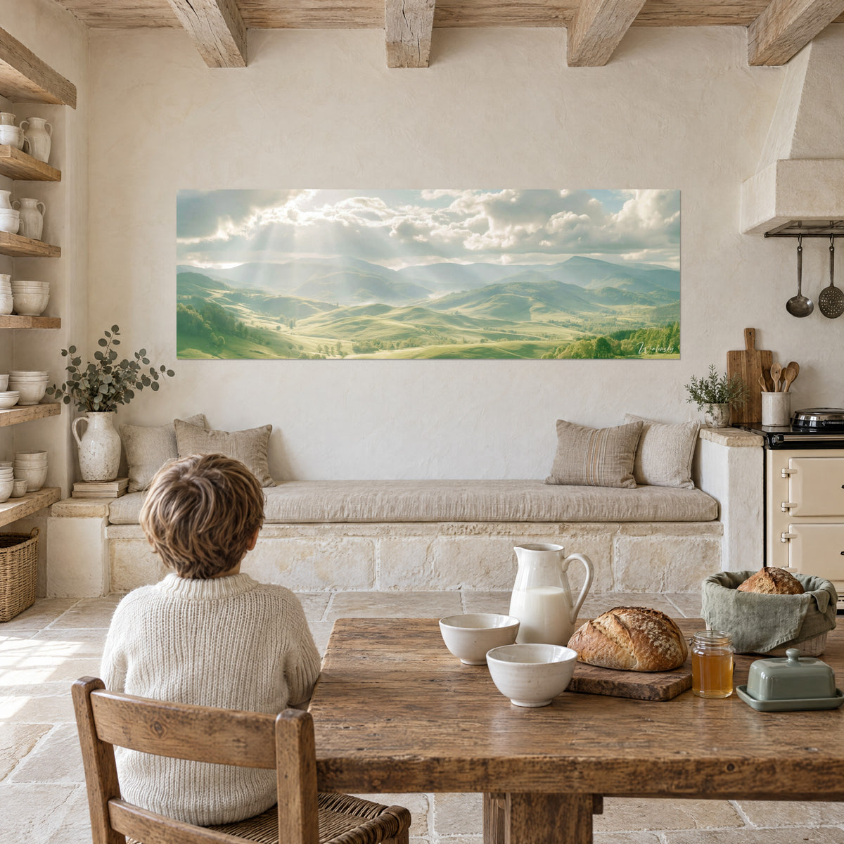 Tableau croupes herbeuses vert pomme sous un halo doré et des nuages gonflés, enfant de dos devant, cuisine d'une maison de campagne