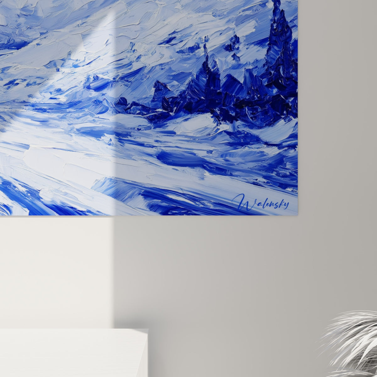 Empâtements épais de bleu marine et blanc givré révélant le grain texturé de la peinture au couteau