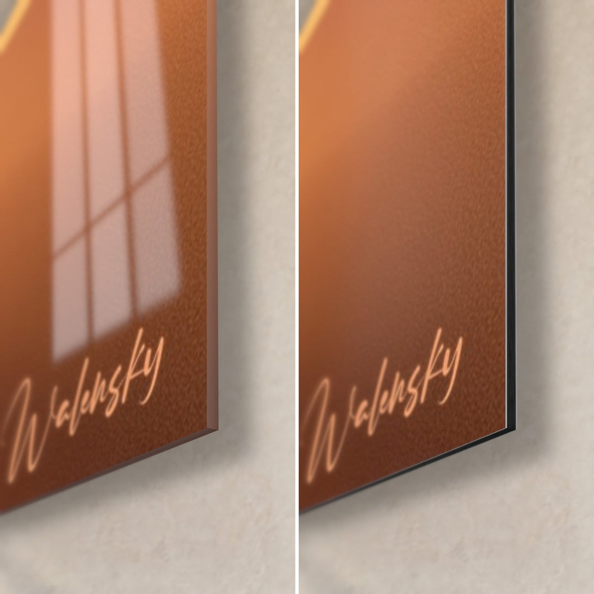 Schilderij schemerig berglandschap, rechtsonder: glanzend glas met raamreflecties, mat oranje Dibond, rand van 3 mm