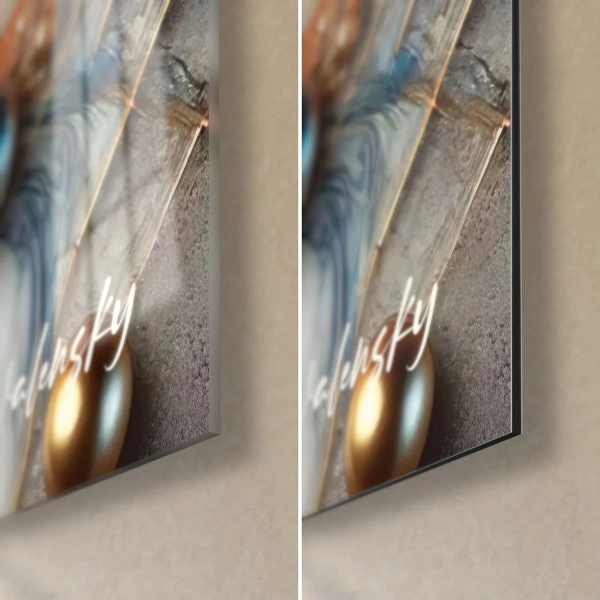 Gemälde mit kupfernem Mosaik, goldener Kugel und blauer Marmorierung, untere rechte Ecke: glänzendes Acrylglas und matte Dibond-Aluminiumkante