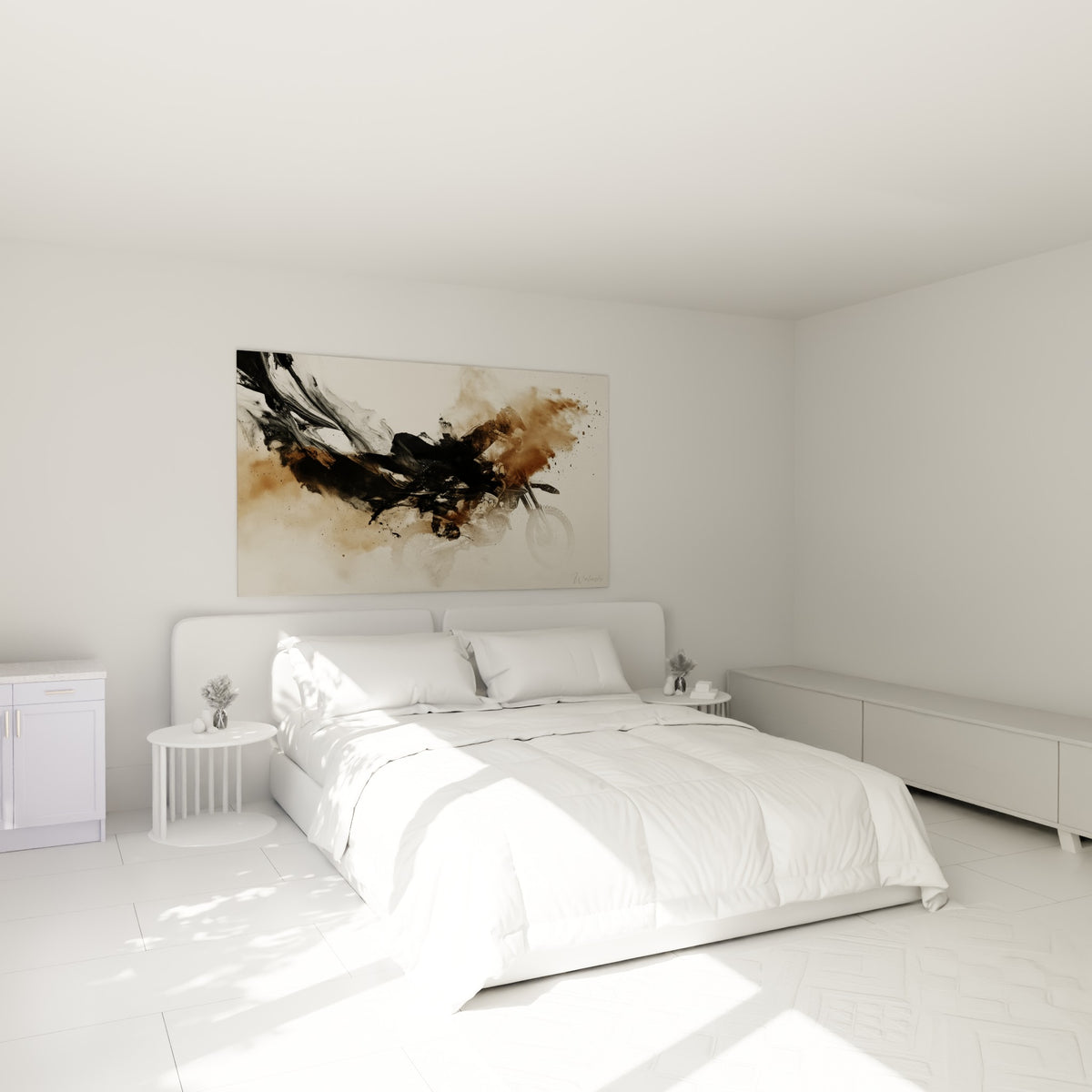 Pilote moto cross anthracite et beige, œuvre accrochée au-dessus d'un lit dans une chambre claire