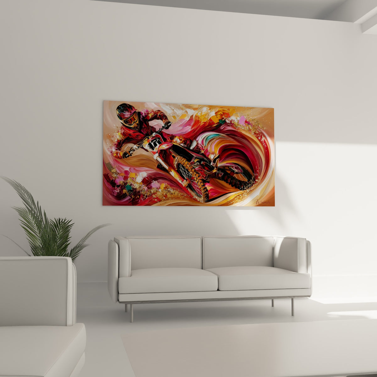 Course de moto cross aux teintes ocre et bordeaux, disposée au-dessus d'un canapé dans un salon lumineux