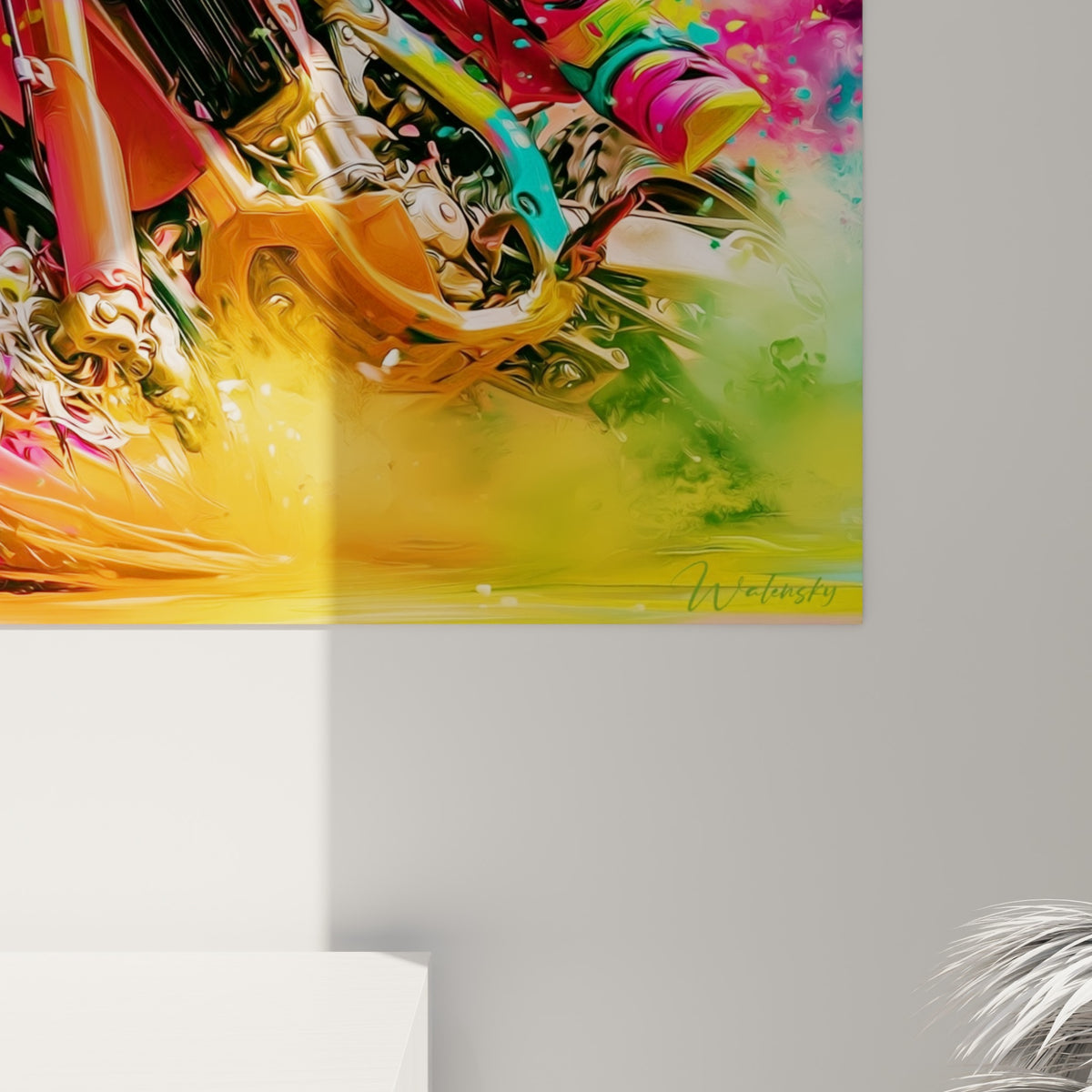 Grain pictural du tableau moto cross, coulures roses et turquoise se mêlant aux touches dorées et cuivrées