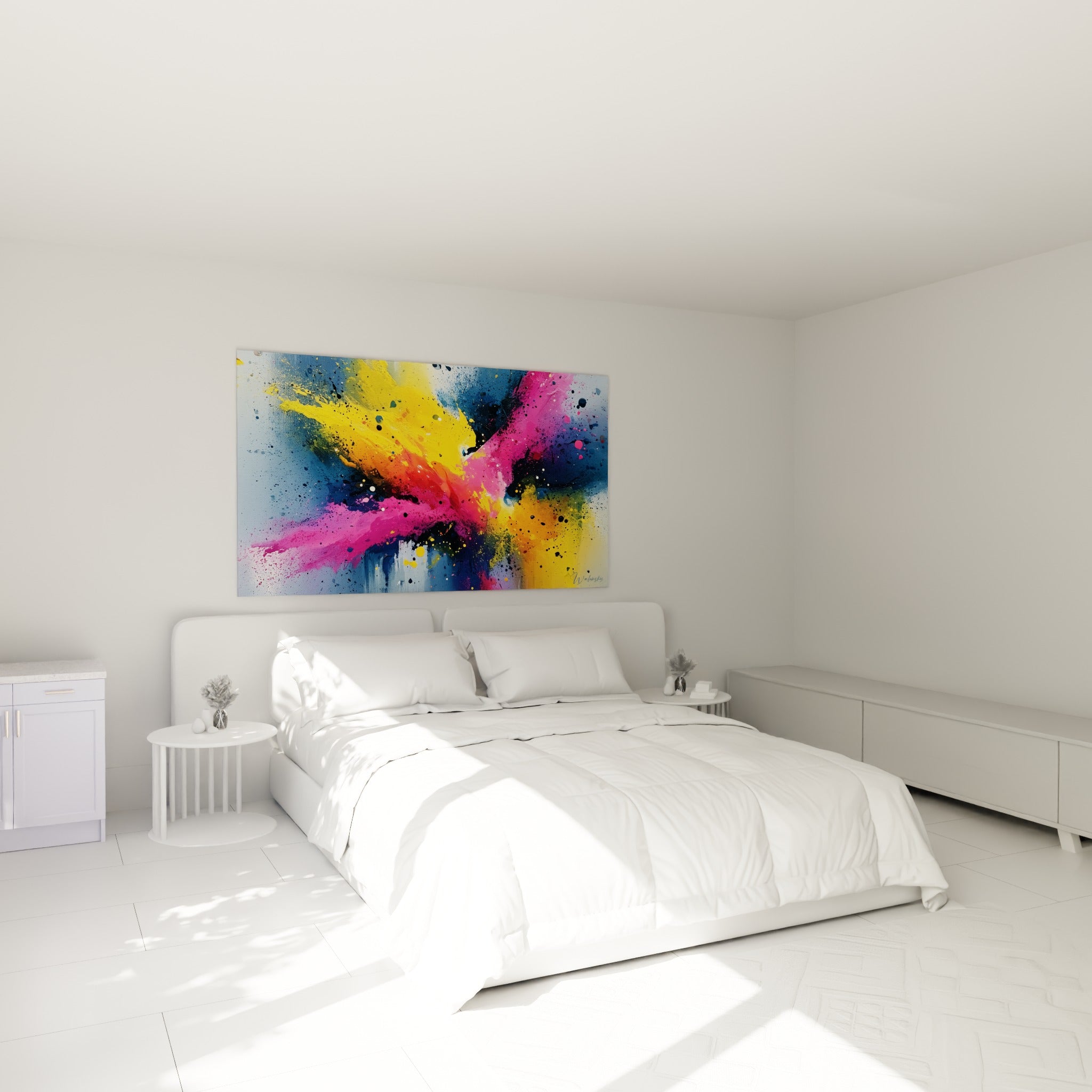Éclaboussures multicolore abstrait rose et jaune vif au-dessus d'un lit dans une chambre claire