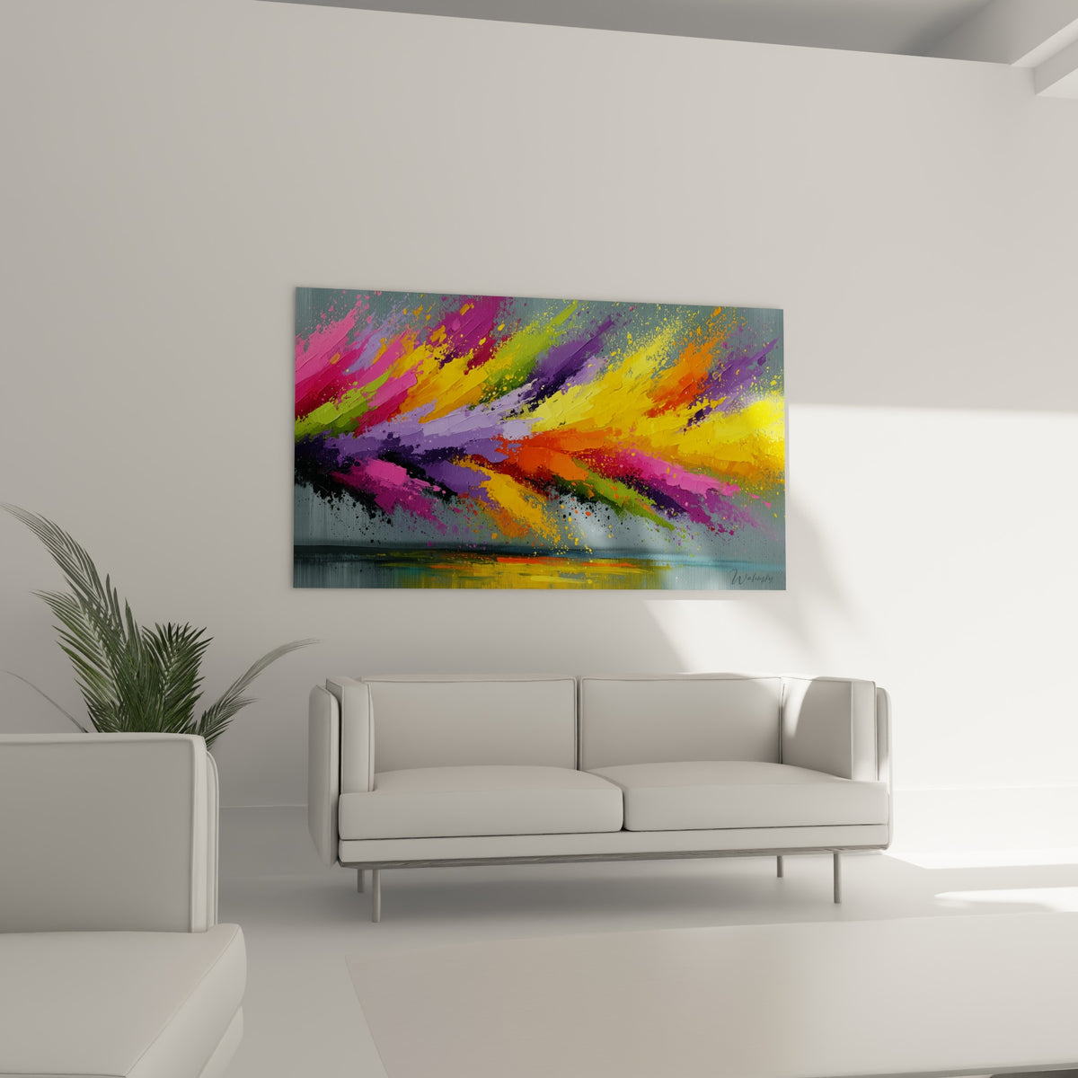 Éclaboussures orange et rose de cette œuvre multicolore abstrait au-dessus d'un canapé dans un salon lumineux