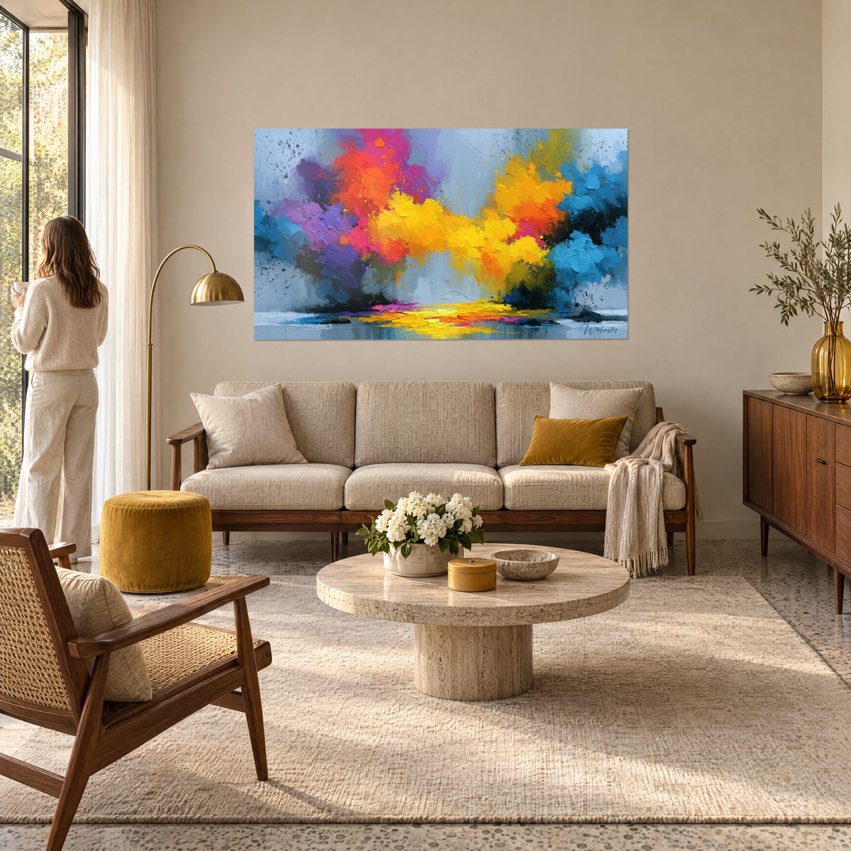 Nuage jaune orangé et violet du tableau multicolore abstrait au-dessus d'un lit dans une chambre claire