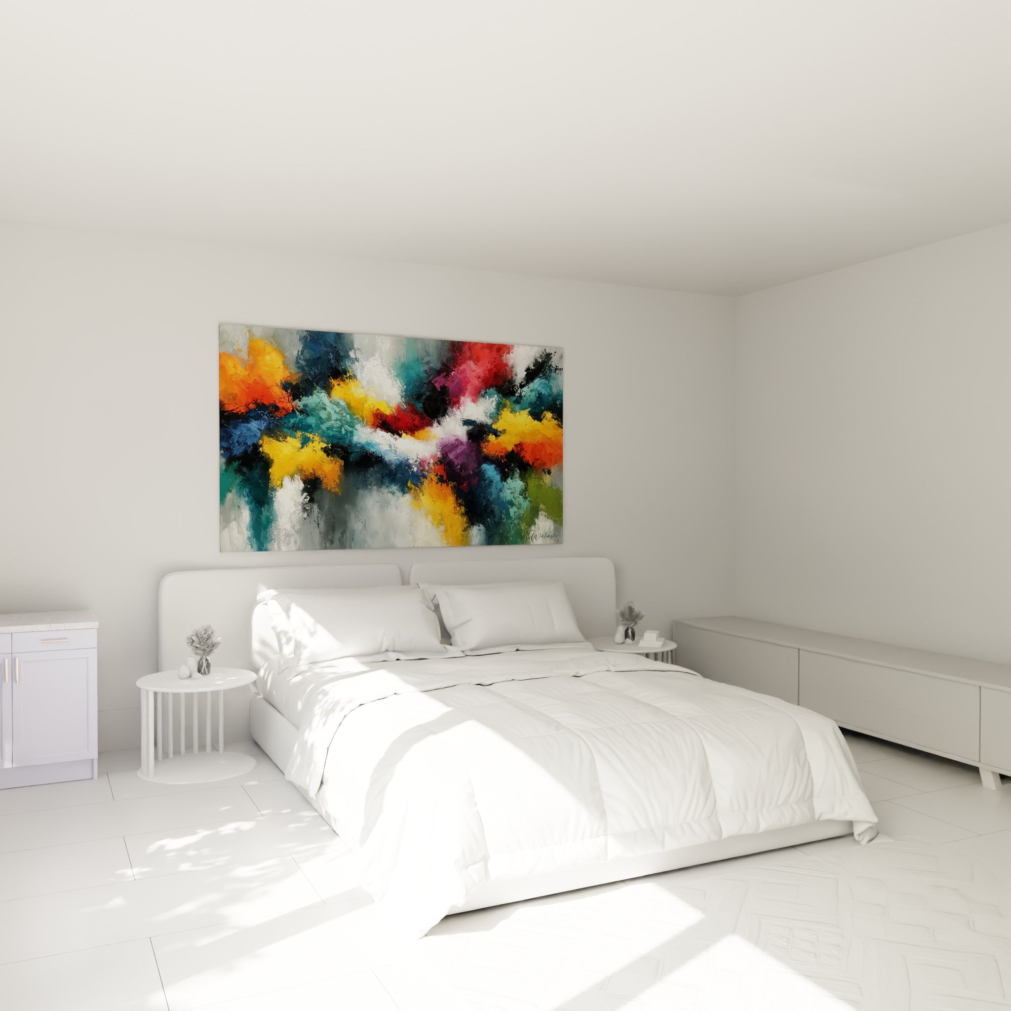 Tourbillon de couleurs ocre et violet aubergine au-dessus d'un lit dans une chambre claire