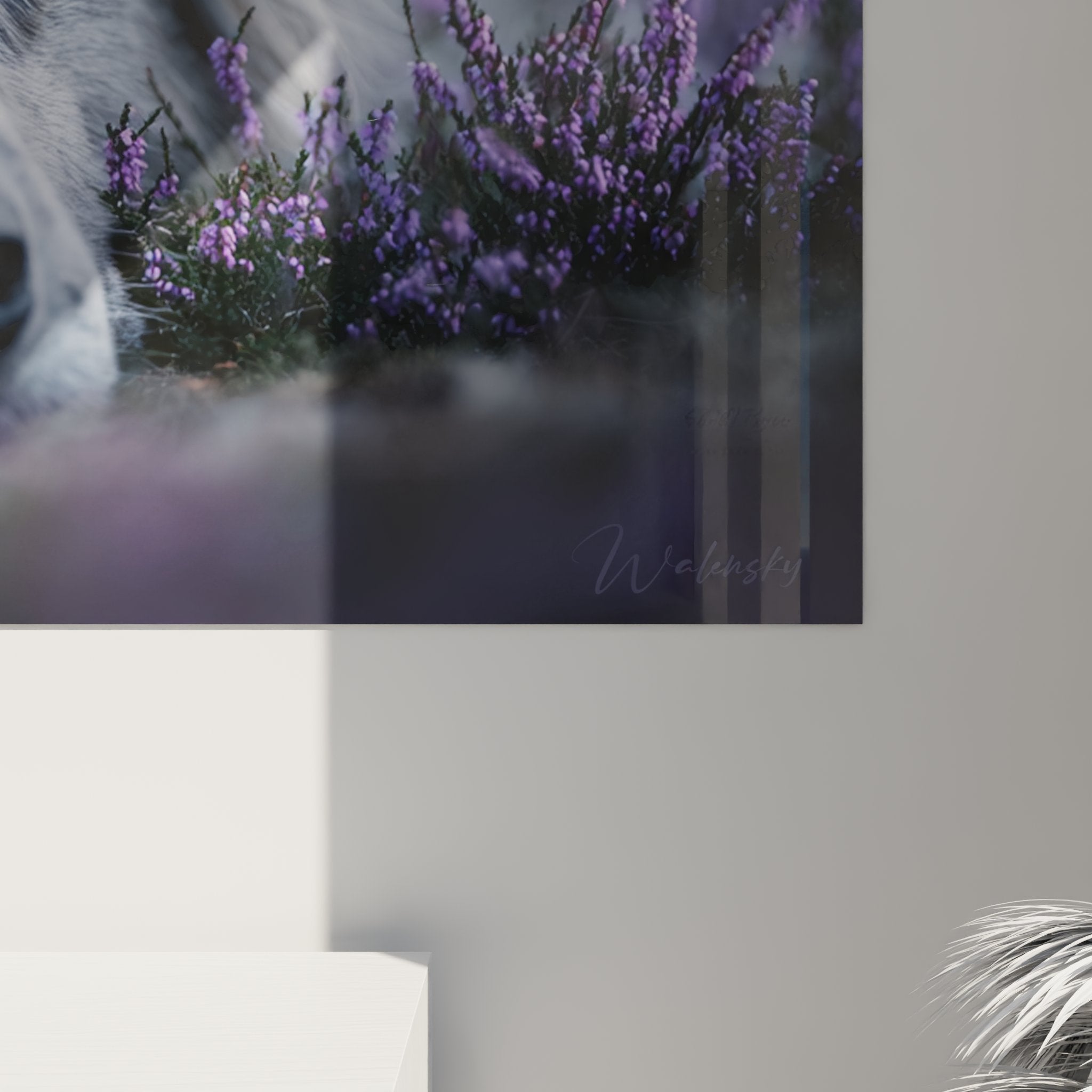 Gesamtansicht Border-Collie-Kunstwerk mit Lavendel Wohnzimmer Wanddeko in Violett- und Blautönen