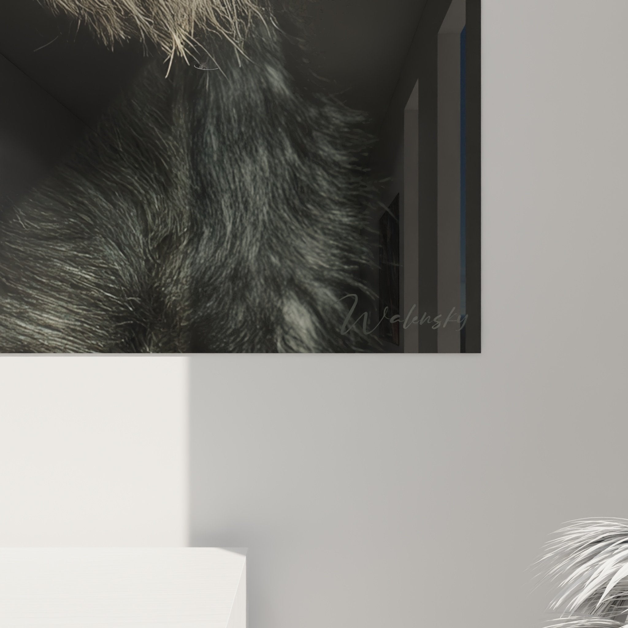 vue ensemble tableau schnauzer gris mur decoration interieur portrait chien elegant ambiance moderne