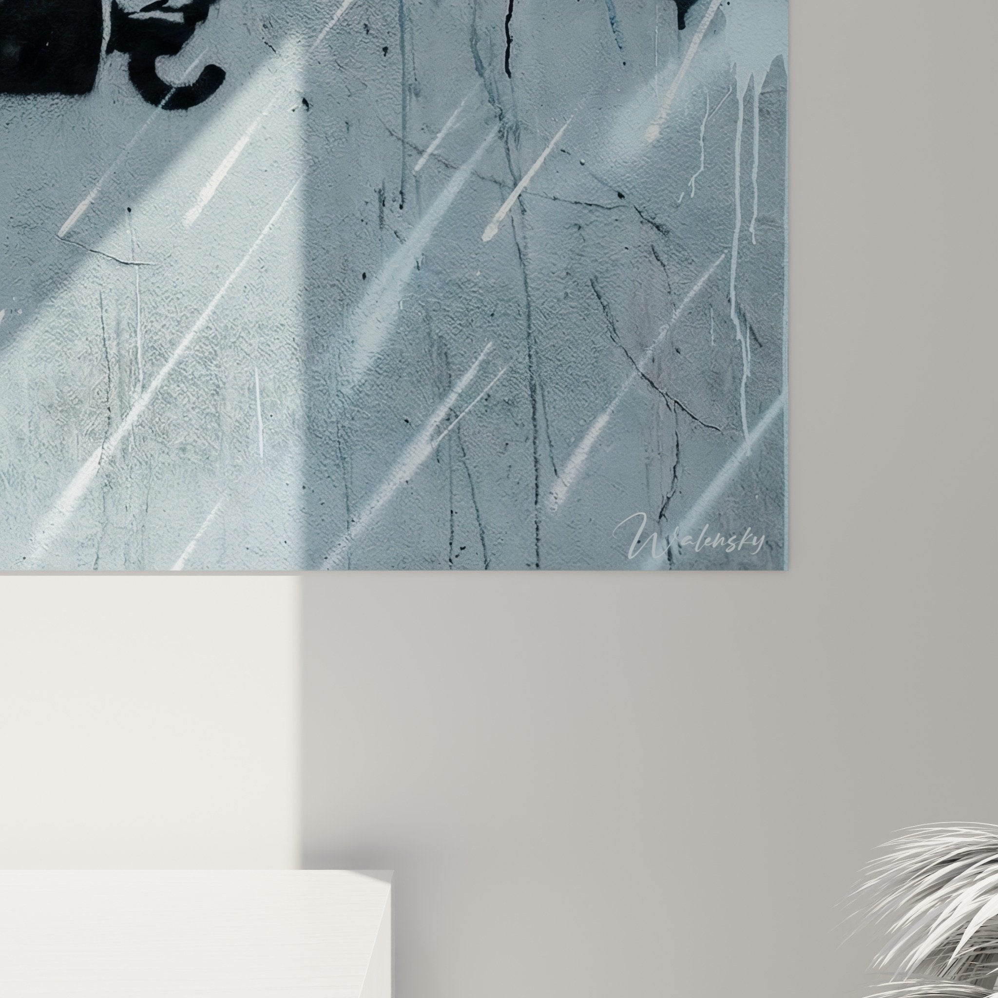 tableau mural street art pochoir scene urbaine pluie homme solitaire ambiance cinematographique