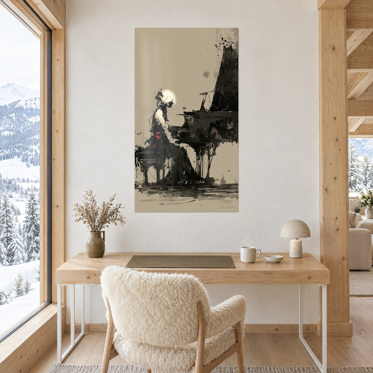 Quadro di una pianista in inchiostro nero con tocchi di rosso su sfondo sabbia, sopra una scrivania in legno chiaro vicino a una finestra