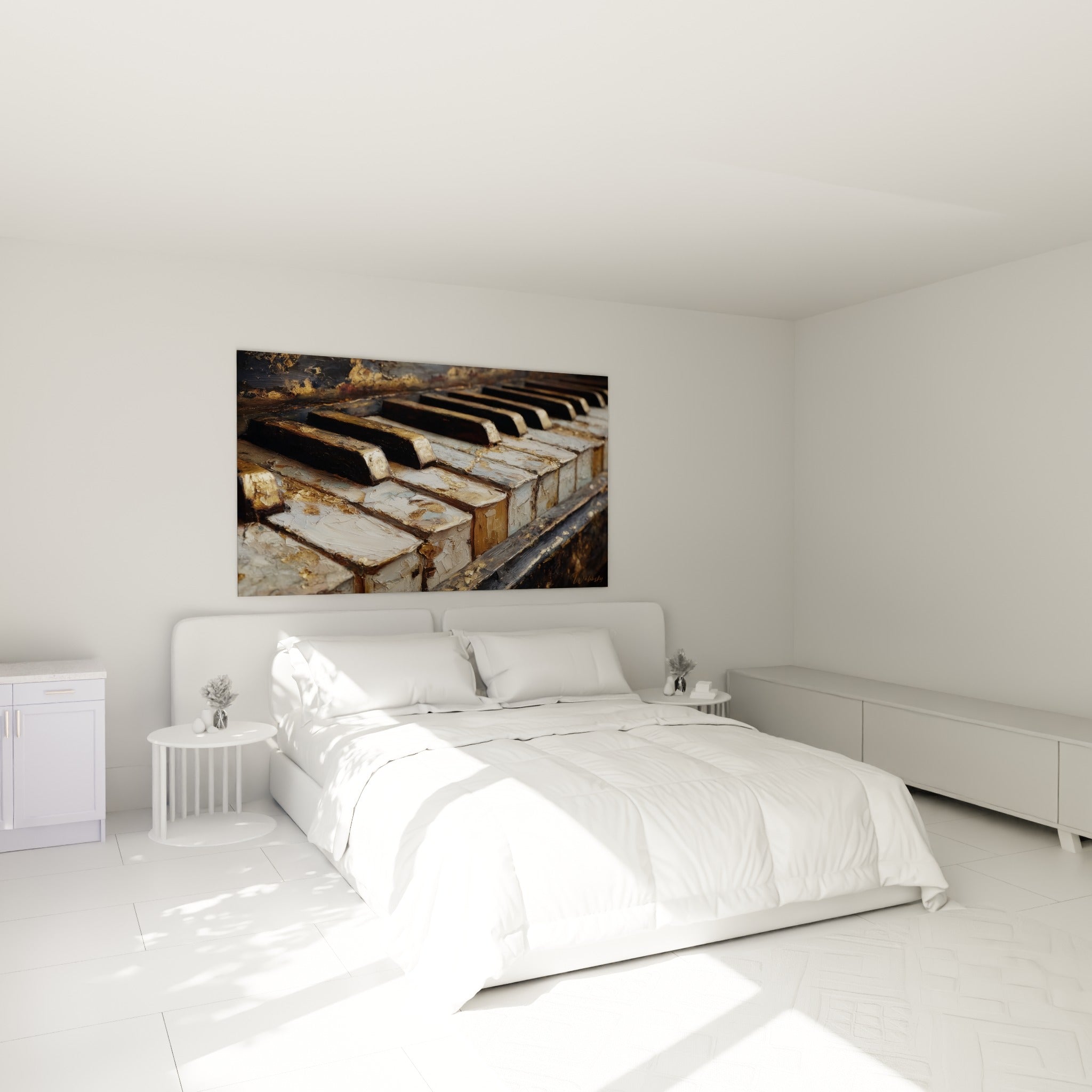 Clavier de piano doré et anthracite accroché au-dessus d'un lit dans une chambre claire
