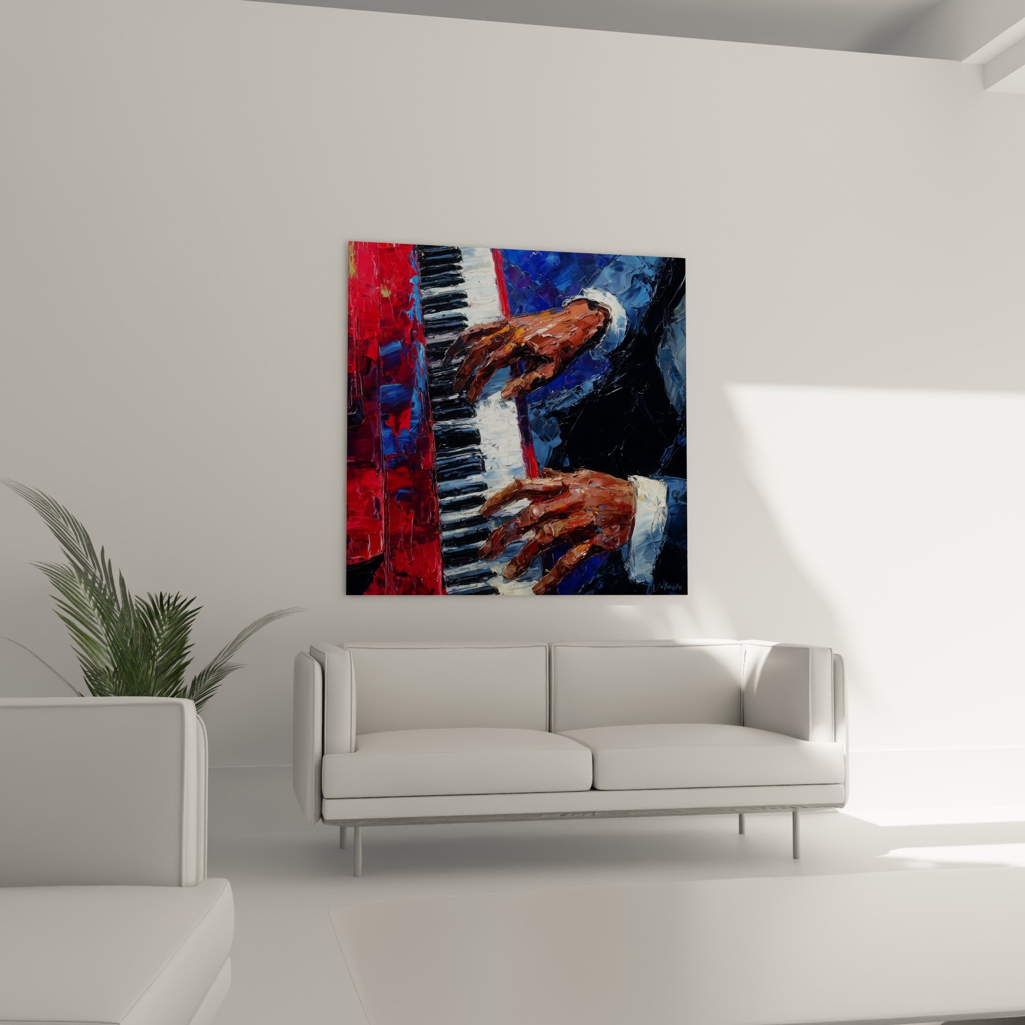 Doigts brun terracotta effleurant les touches d'un piano, fond bleu marine, au-dessus d'un canapé dans un salon lumineux